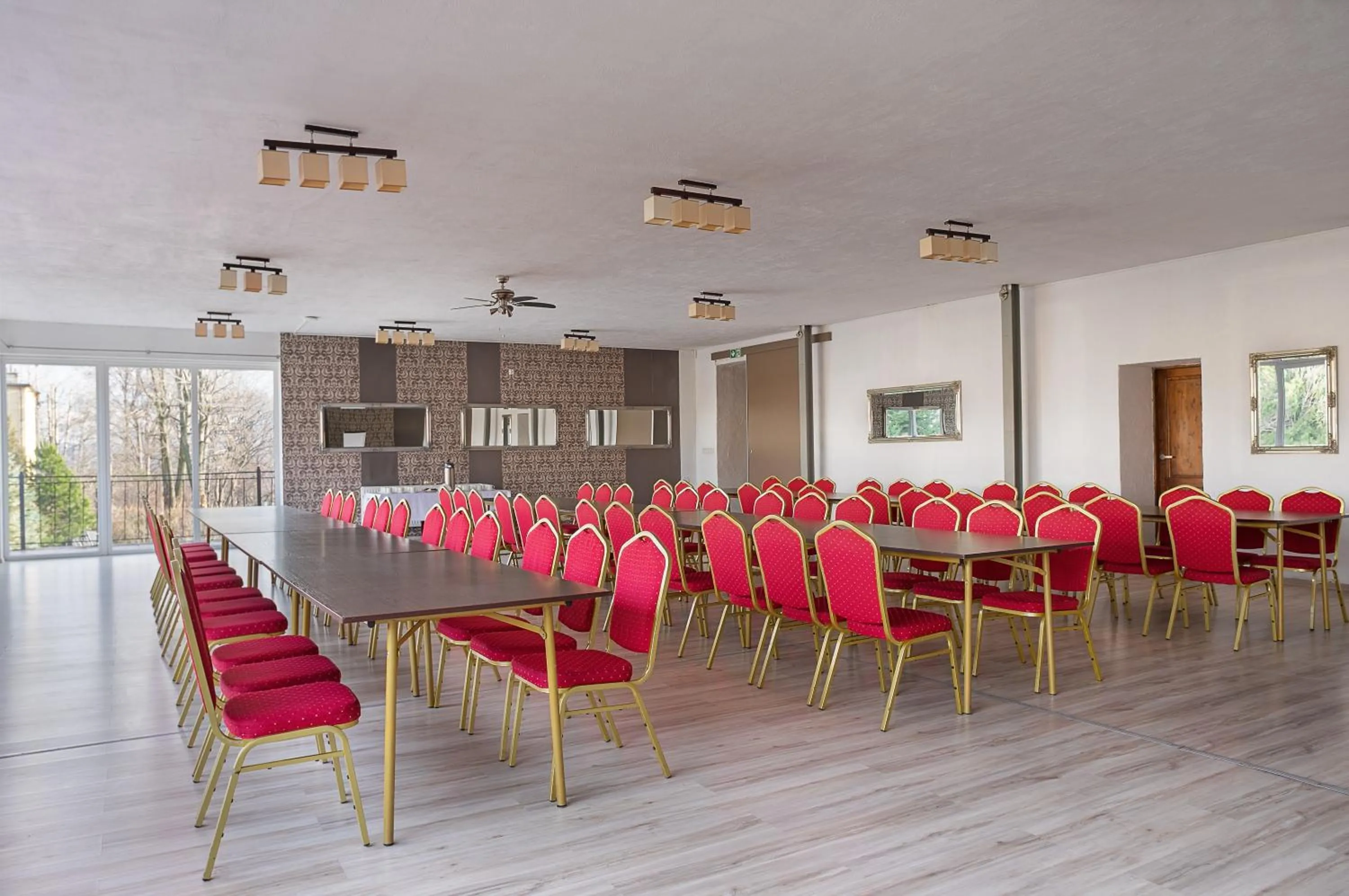 Business facilities in B&B Widok