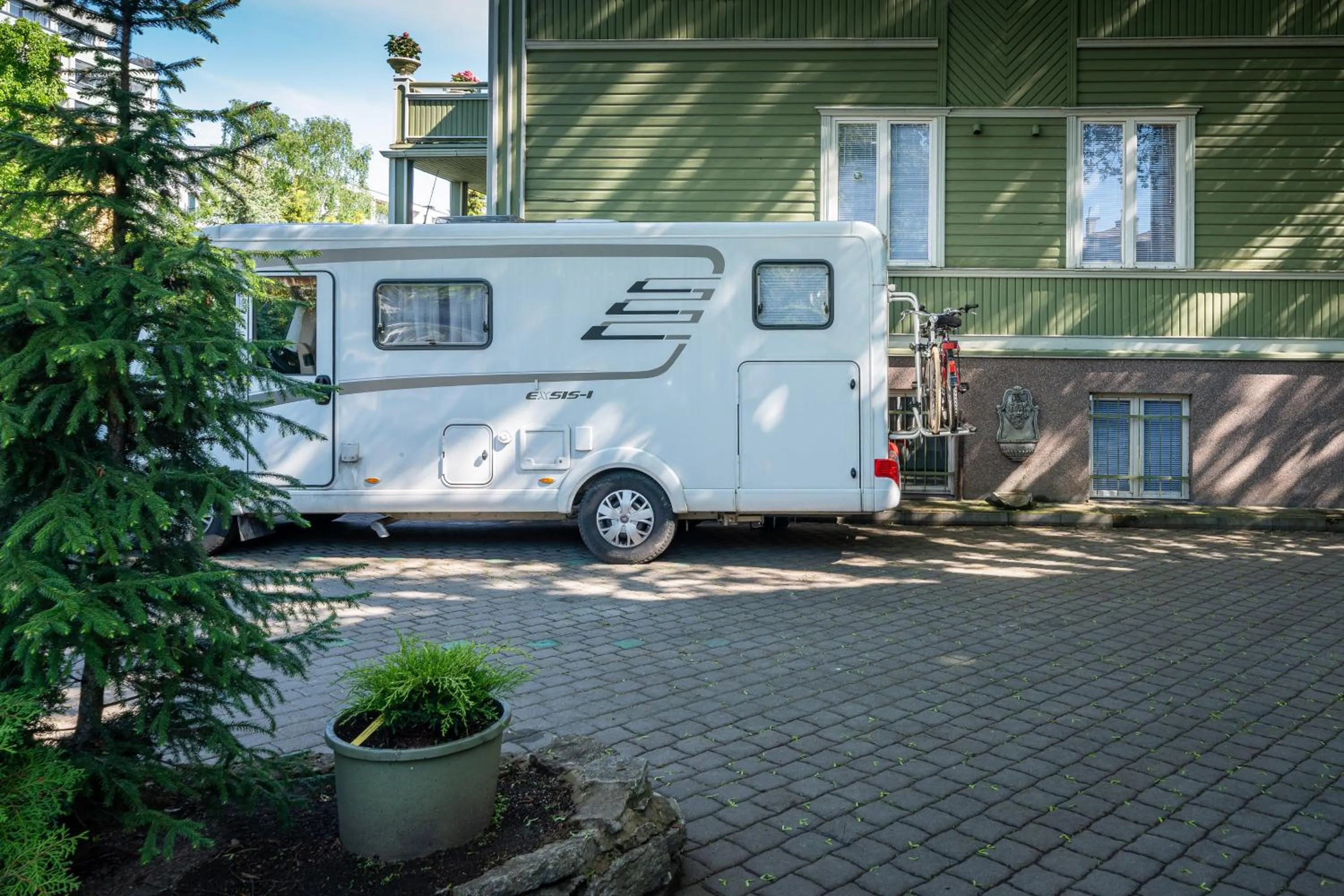 Empty lot (Bring your own Camper van) in City Center Garden Camping