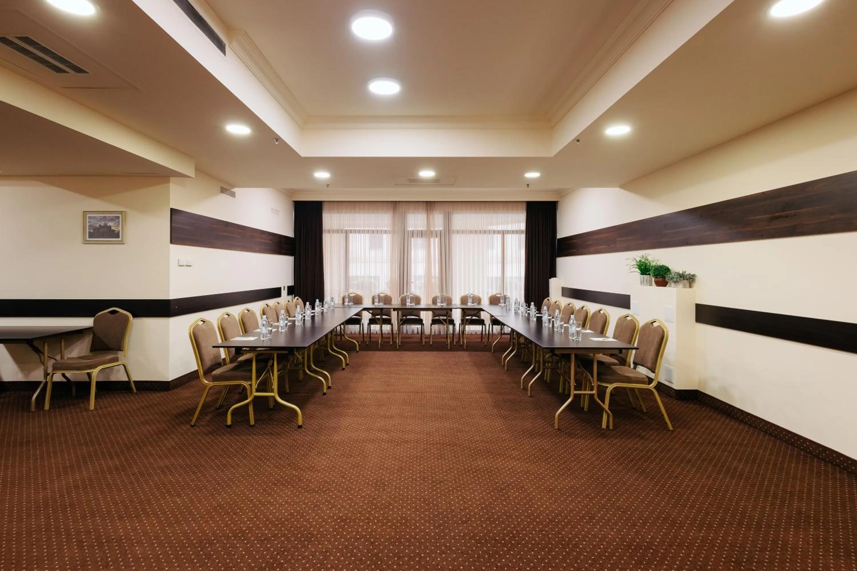 Coffee/tea facilities in Paris Hotel Yerevan