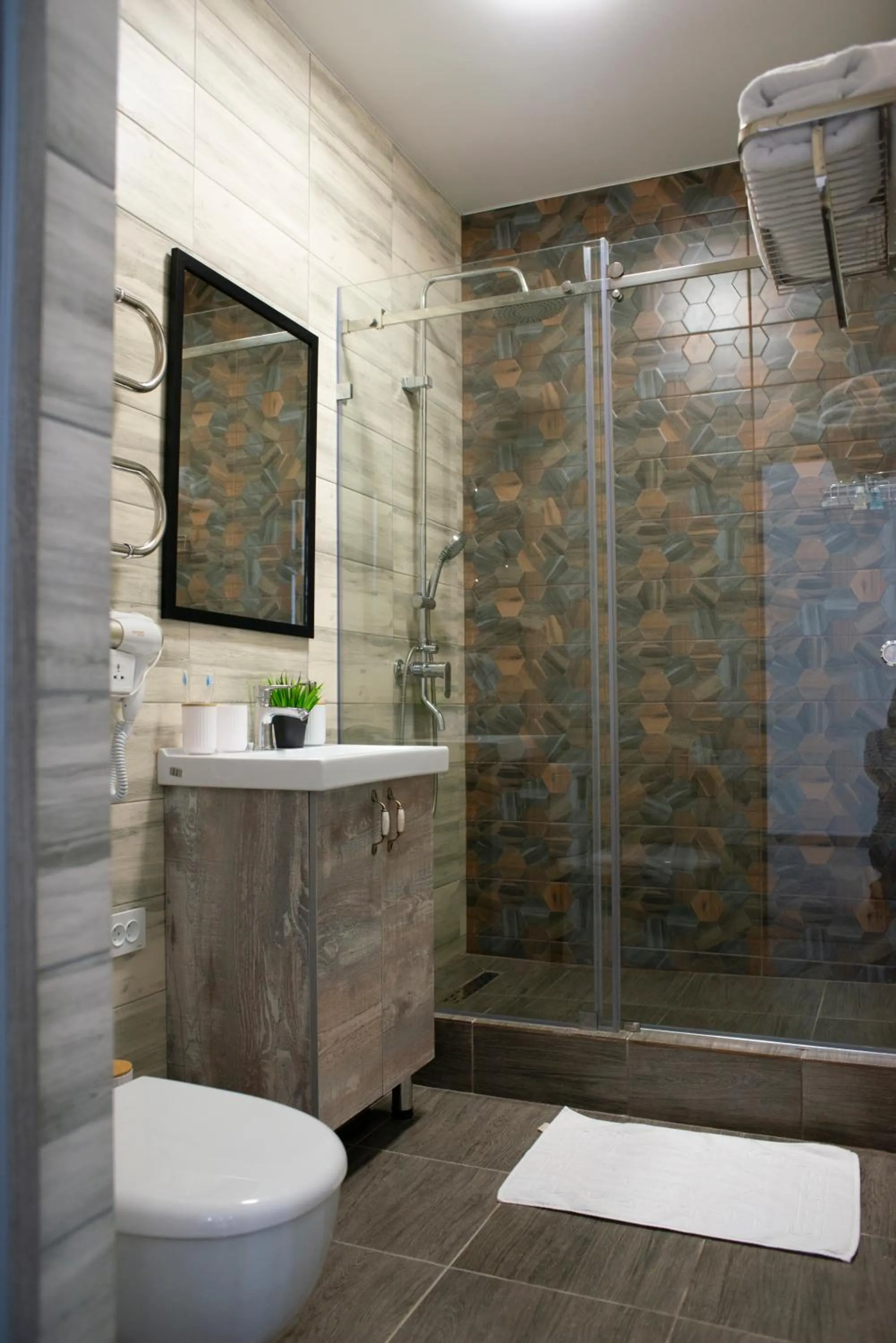 Shower in Tengri Hotel