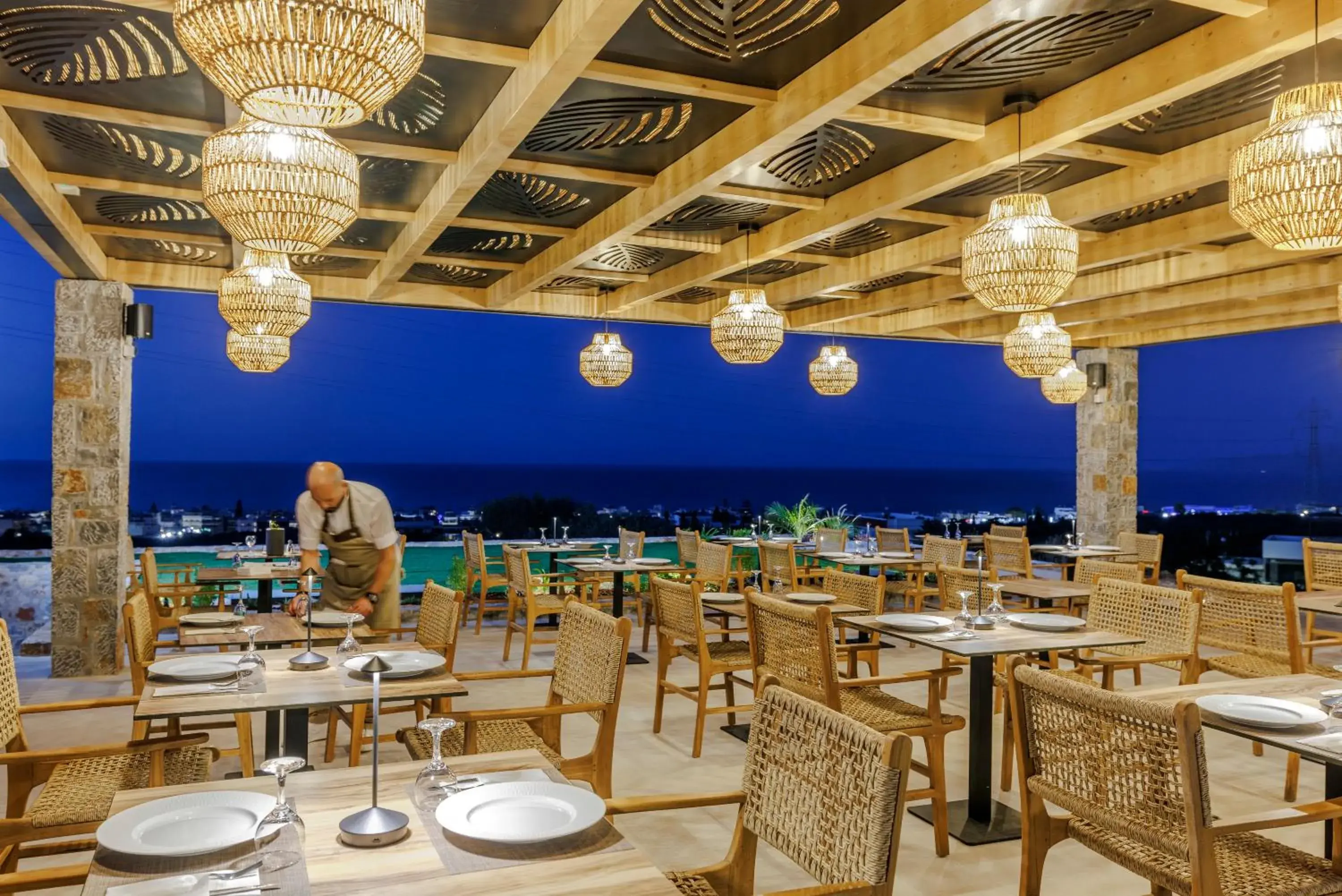 Restaurant/places to eat in Deos Luxury Suites - Adults Only Restaurant/places to eat in Deos Luxury Suites - Adults Only