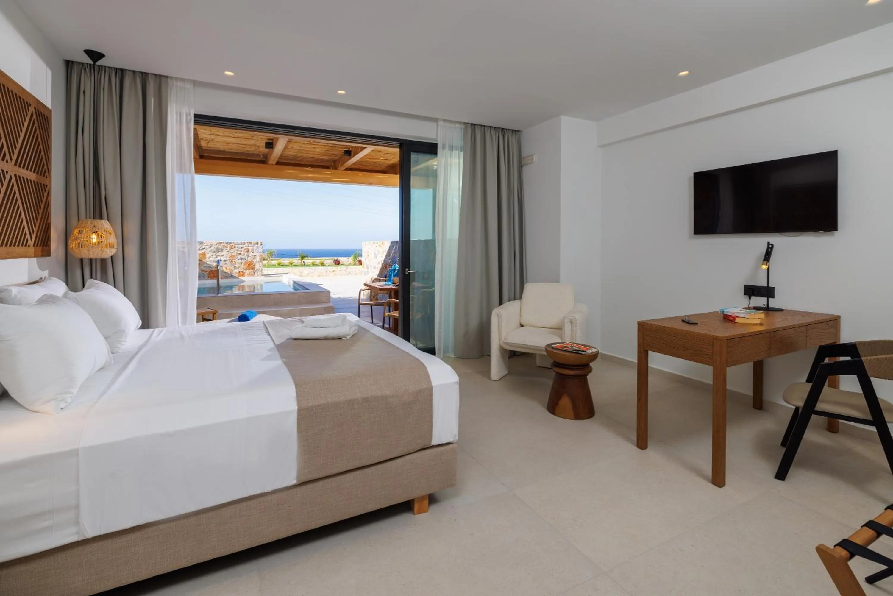 Bed in Deos Luxury Suites - Adults Only