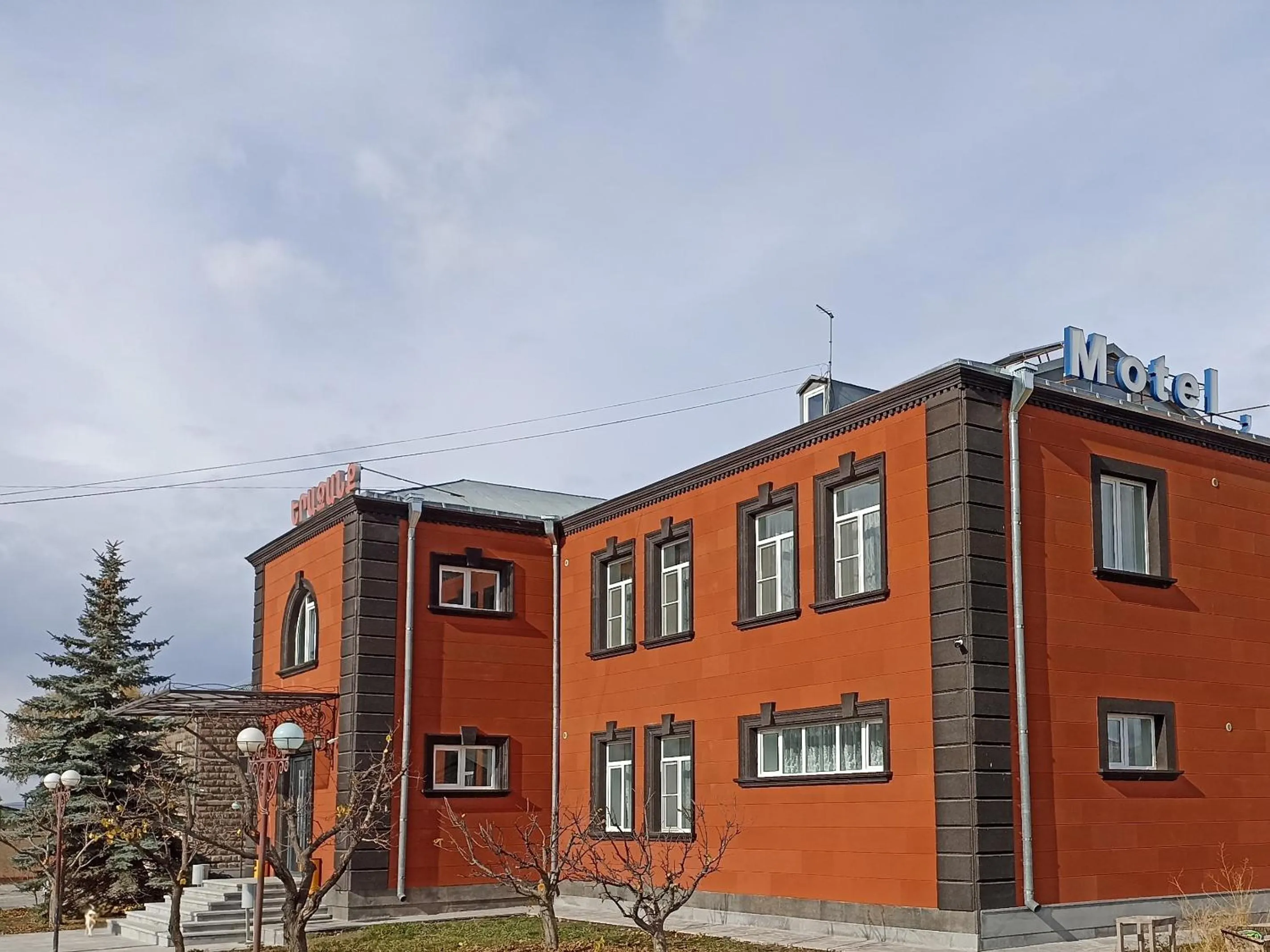 Property building in Erazank Hotel