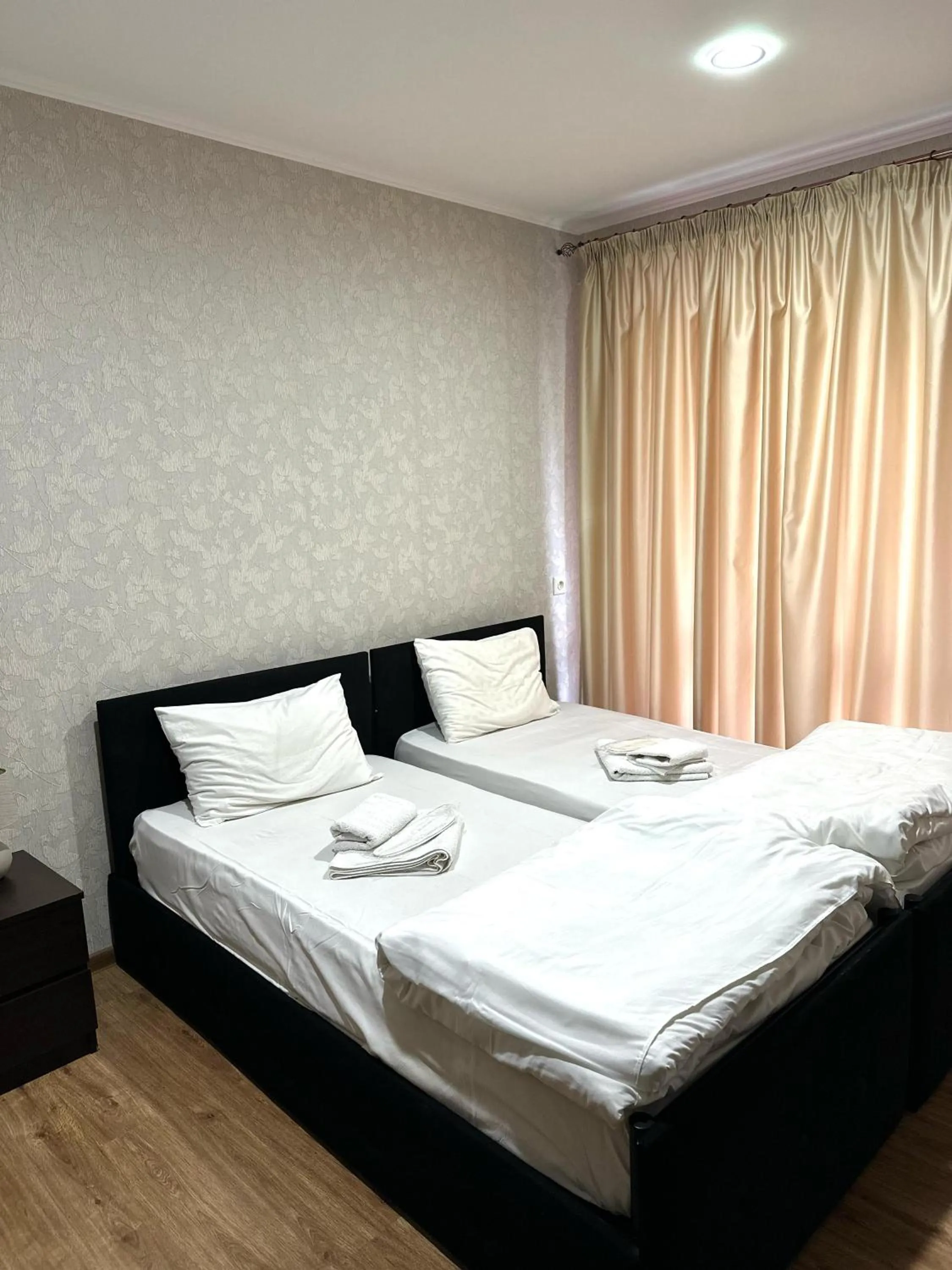 Bed in Red Fox Guesthouse