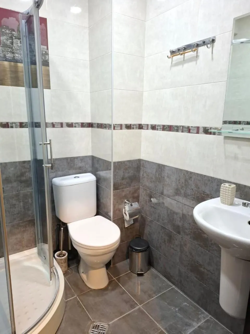 Shower in Hotel Alaverdi Palace