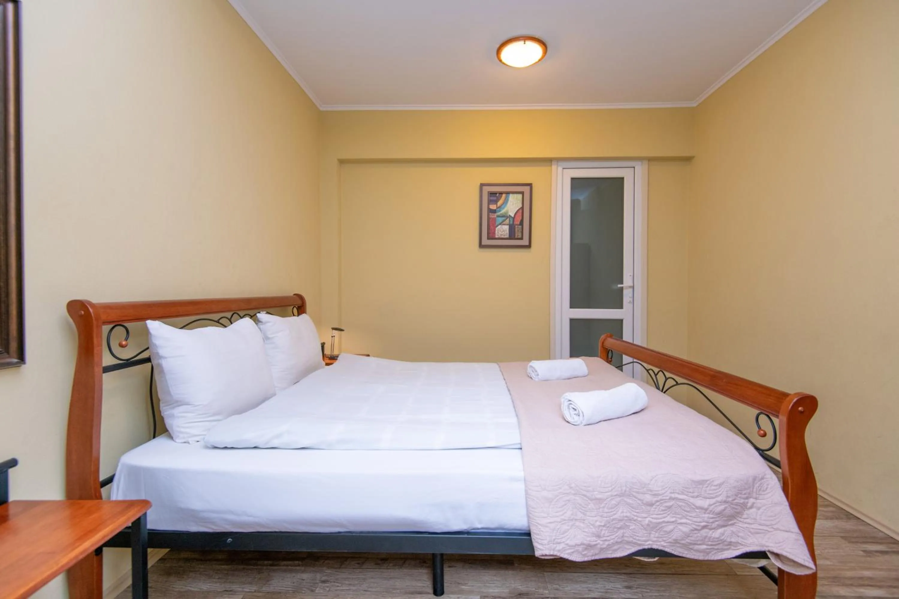 Bed in Hotel Alaverdi Palace