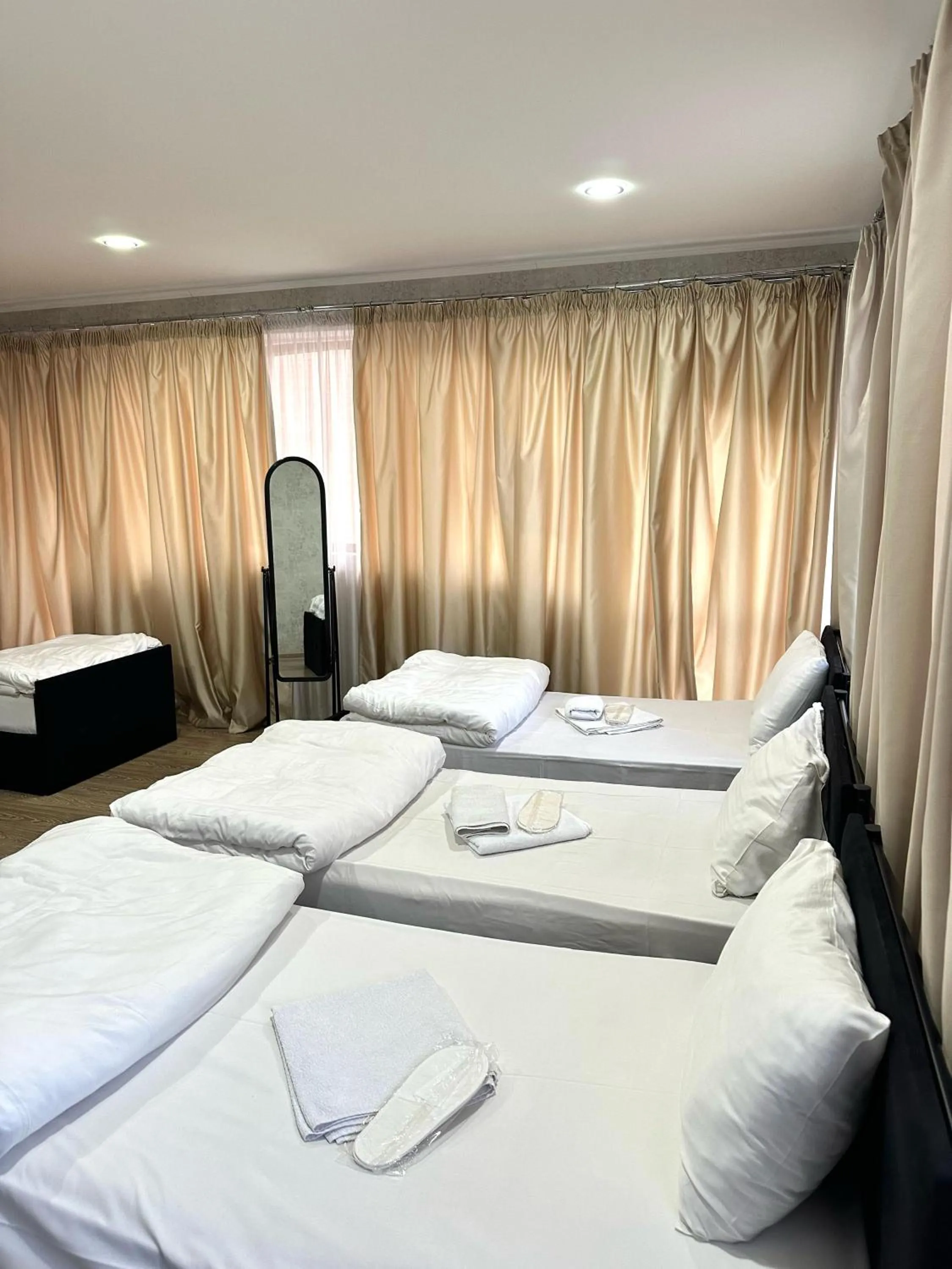 Bed in Red Fox Guesthouse