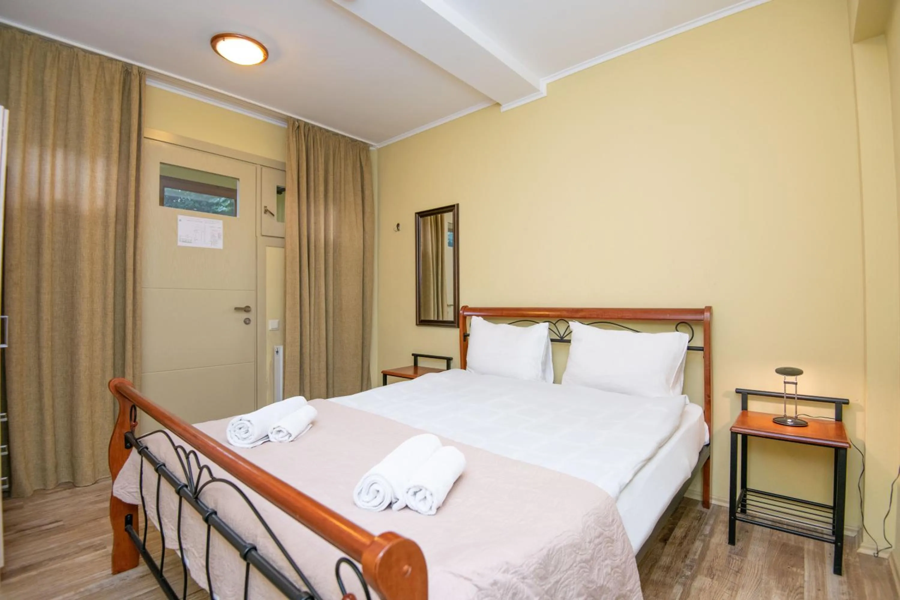 Bed in Hotel Alaverdi Palace