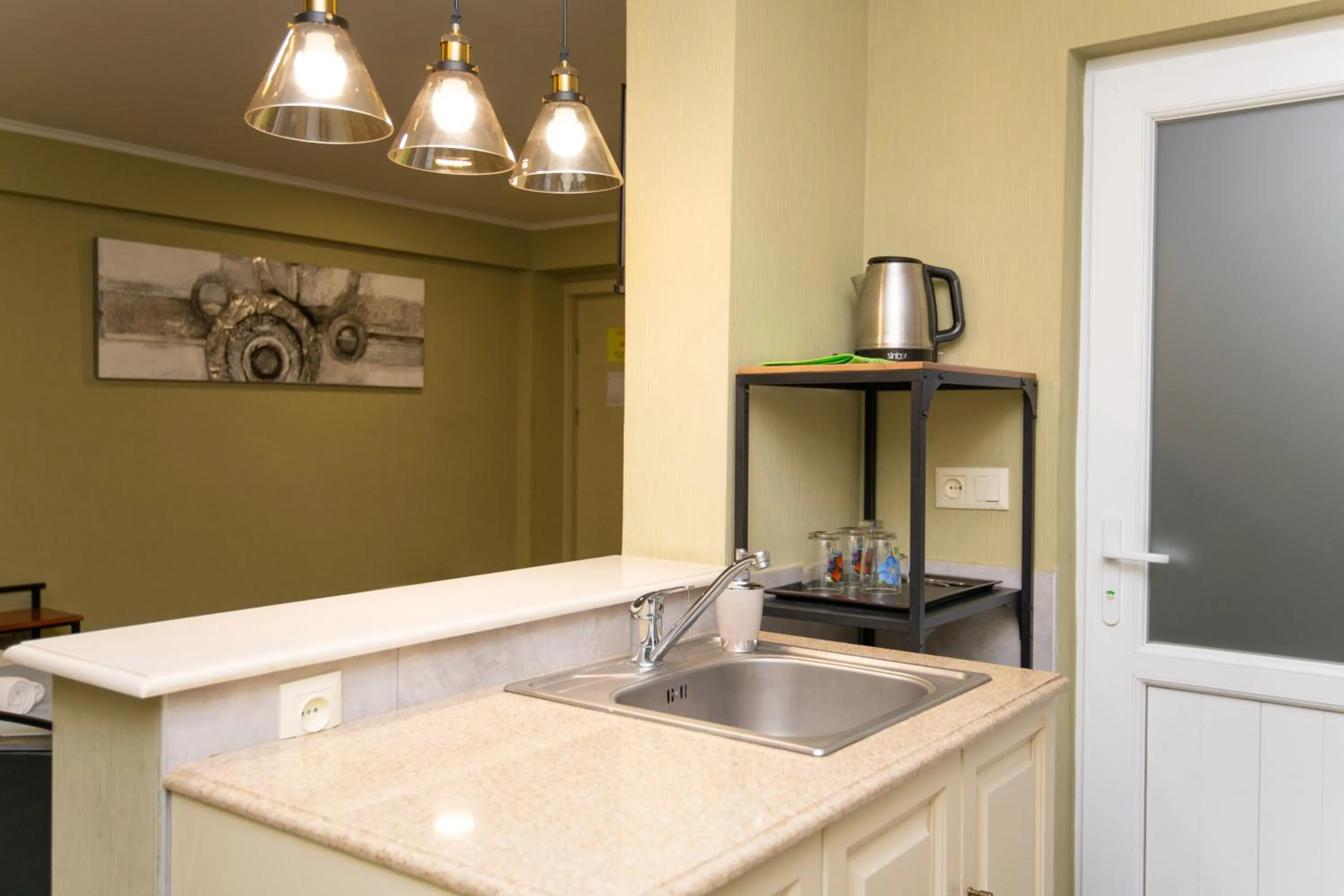 Kitchen or kitchenette in Hotel Alaverdi Palace