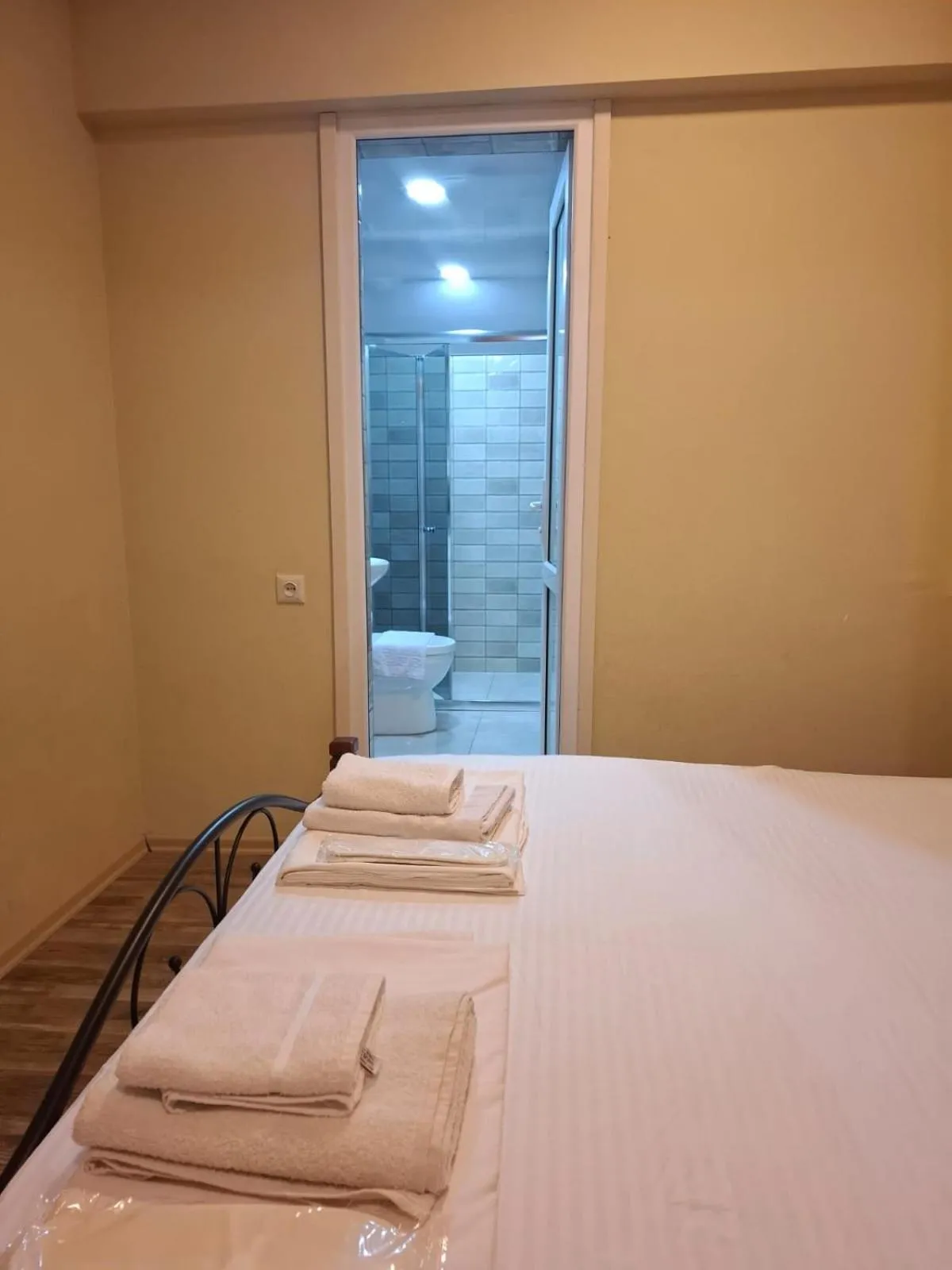 Bed in Hotel Alaverdi Palace