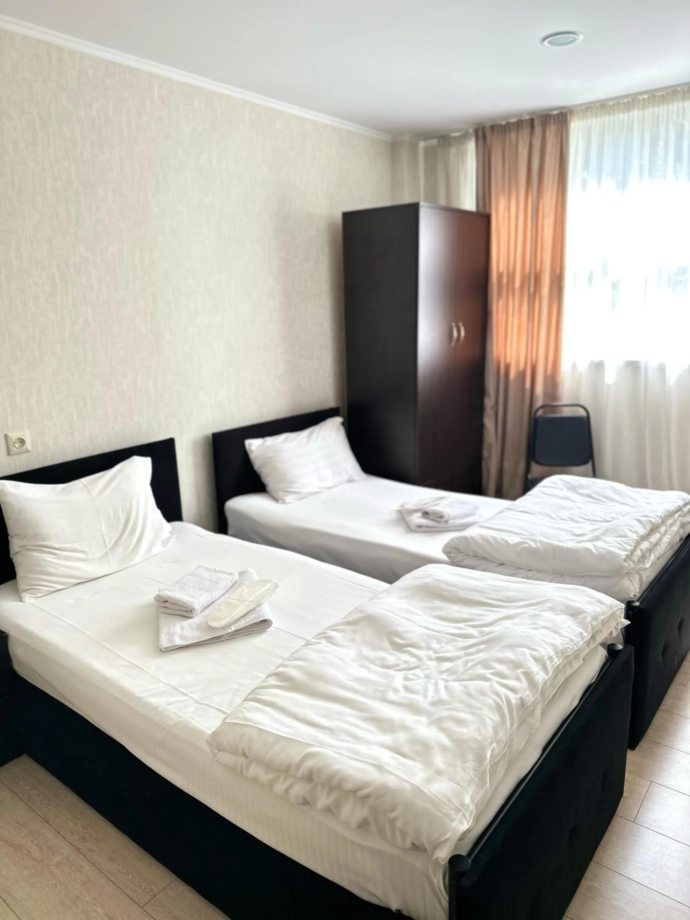 Bed in Red Fox Guesthouse