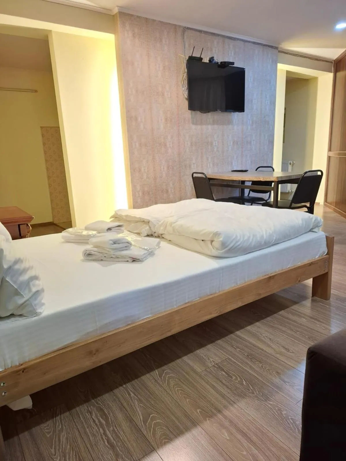 Bed in Hotel Alaverdi Palace