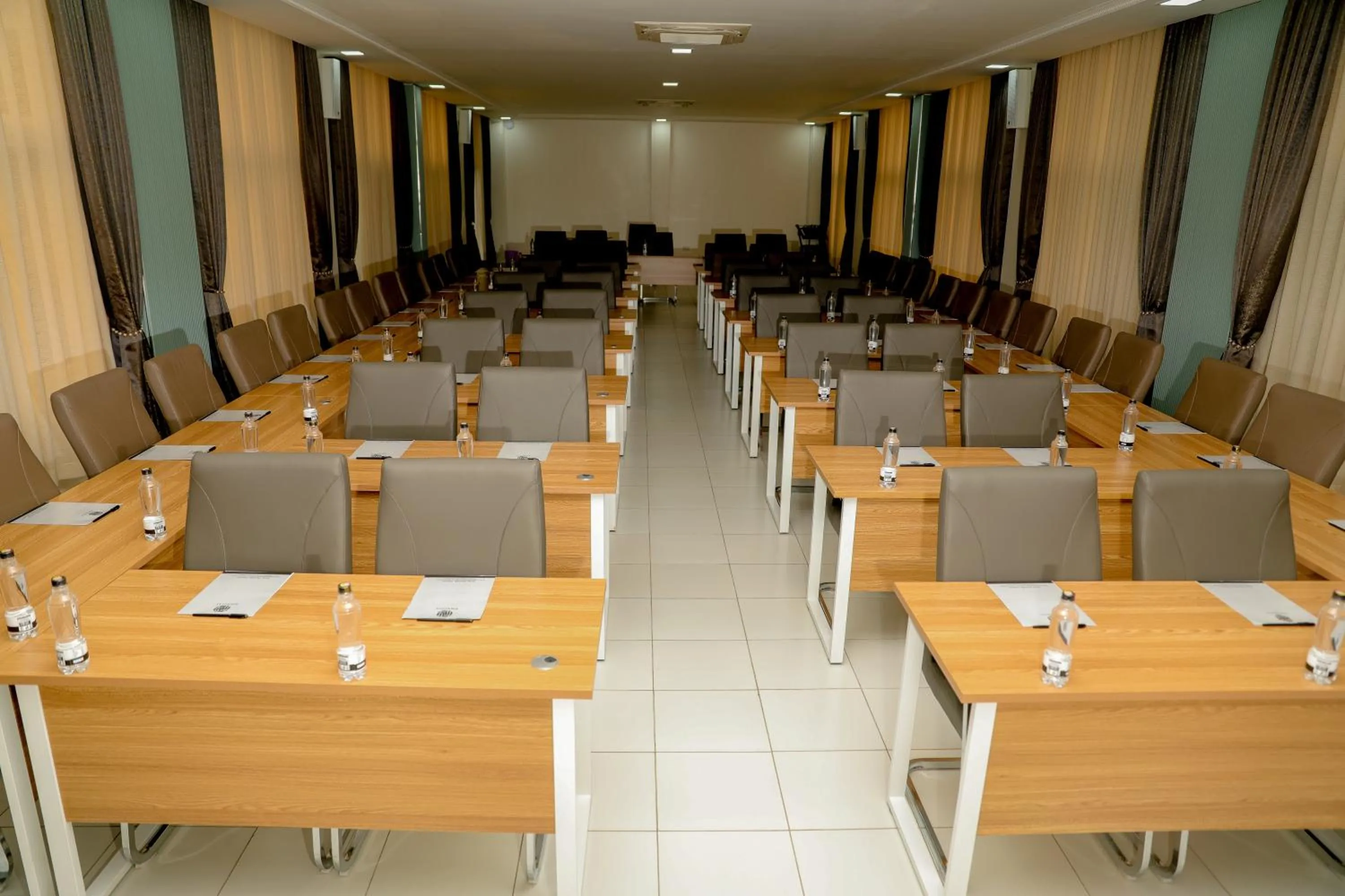 Emboita Hotel Limited