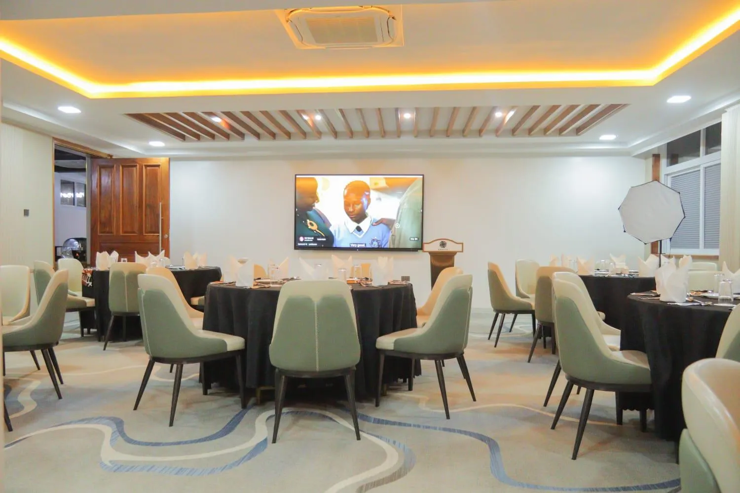 Emboita Hotel Limited