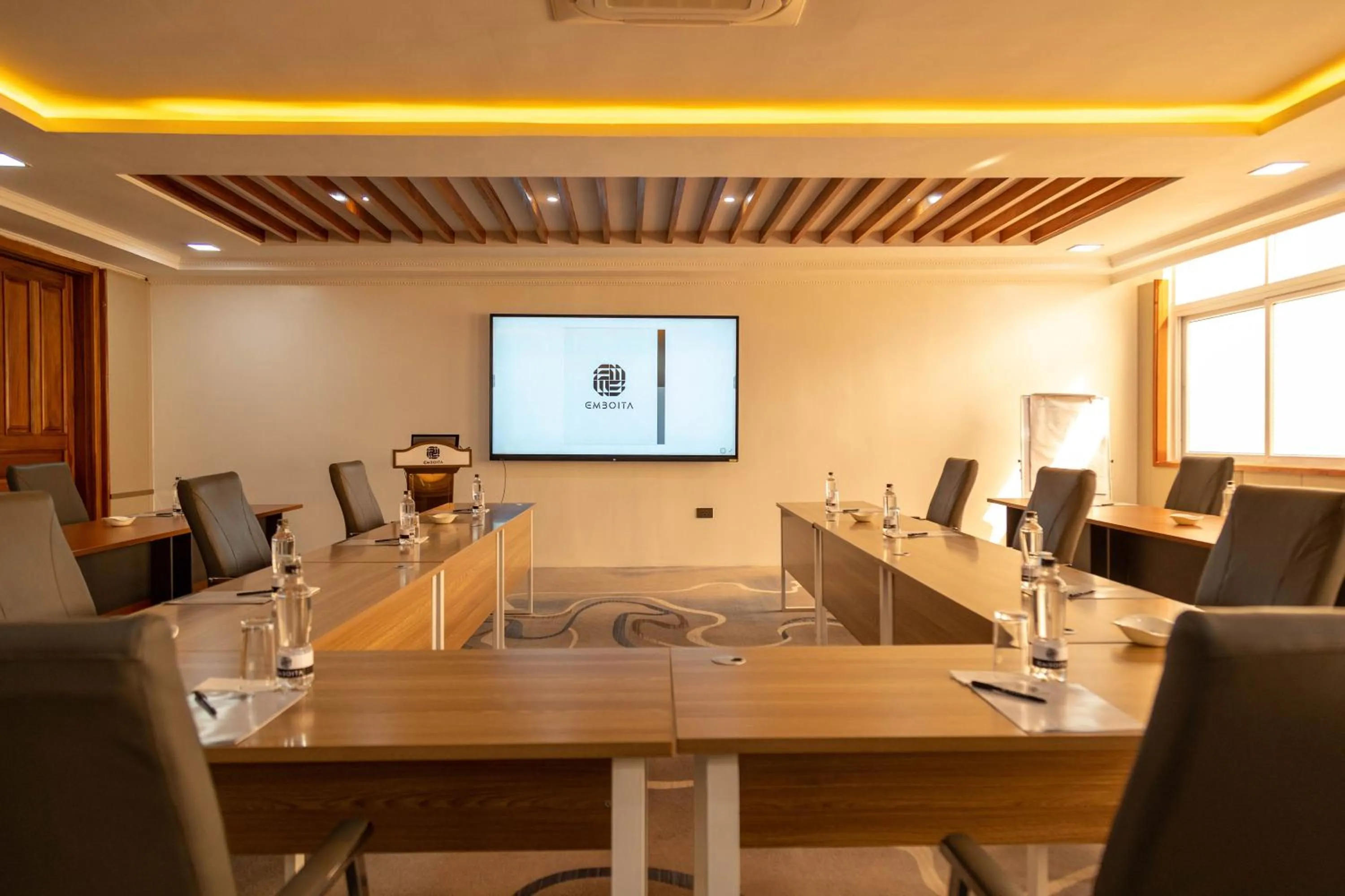 Emboita Hotel Limited