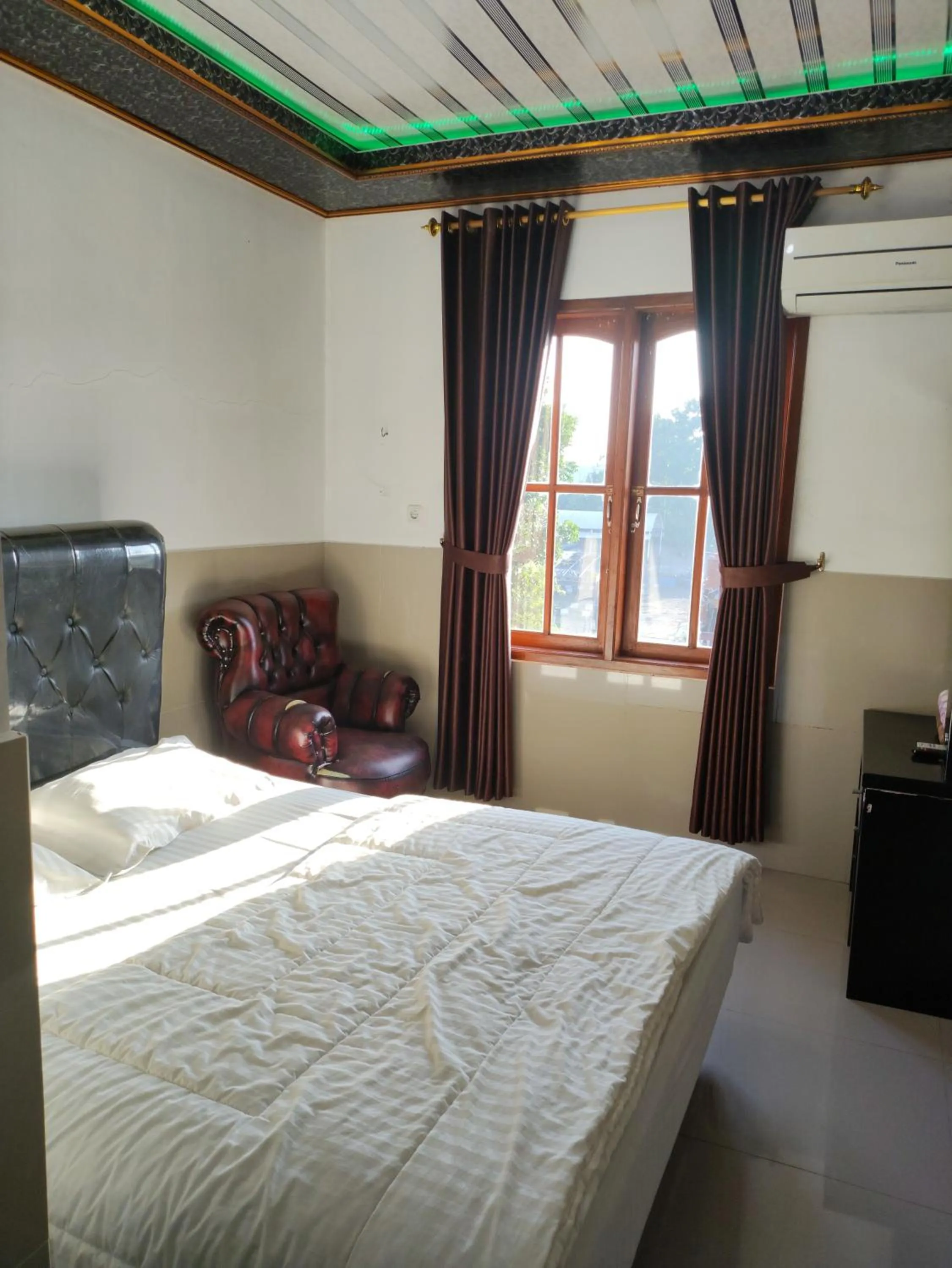 Bed in Penginapan Nurmega jaya