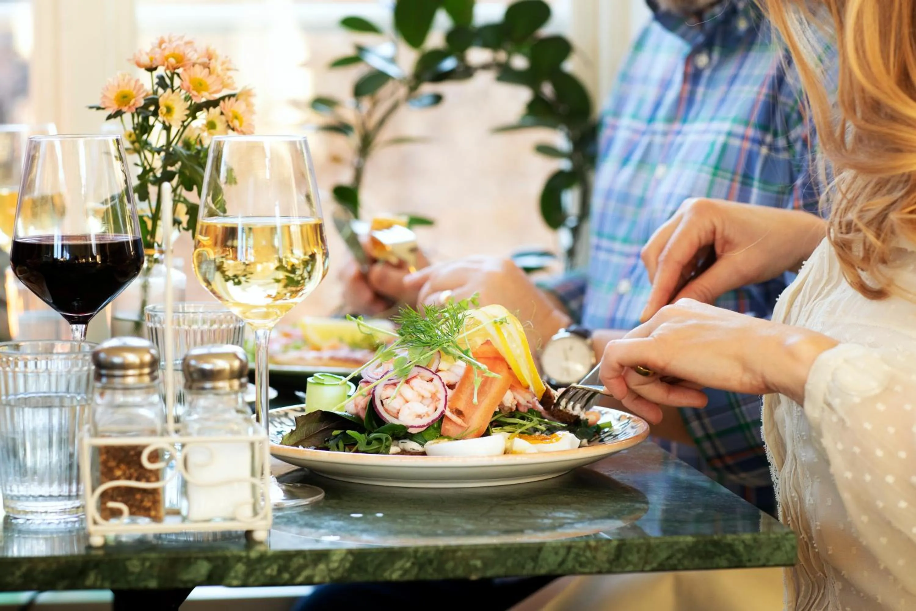 Food and drinks in Strandflickornas Husen invid Havet