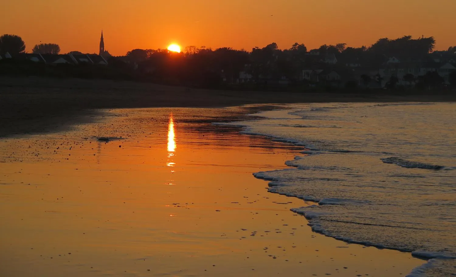 Sunset in Glen Haven Bed and Breakfast