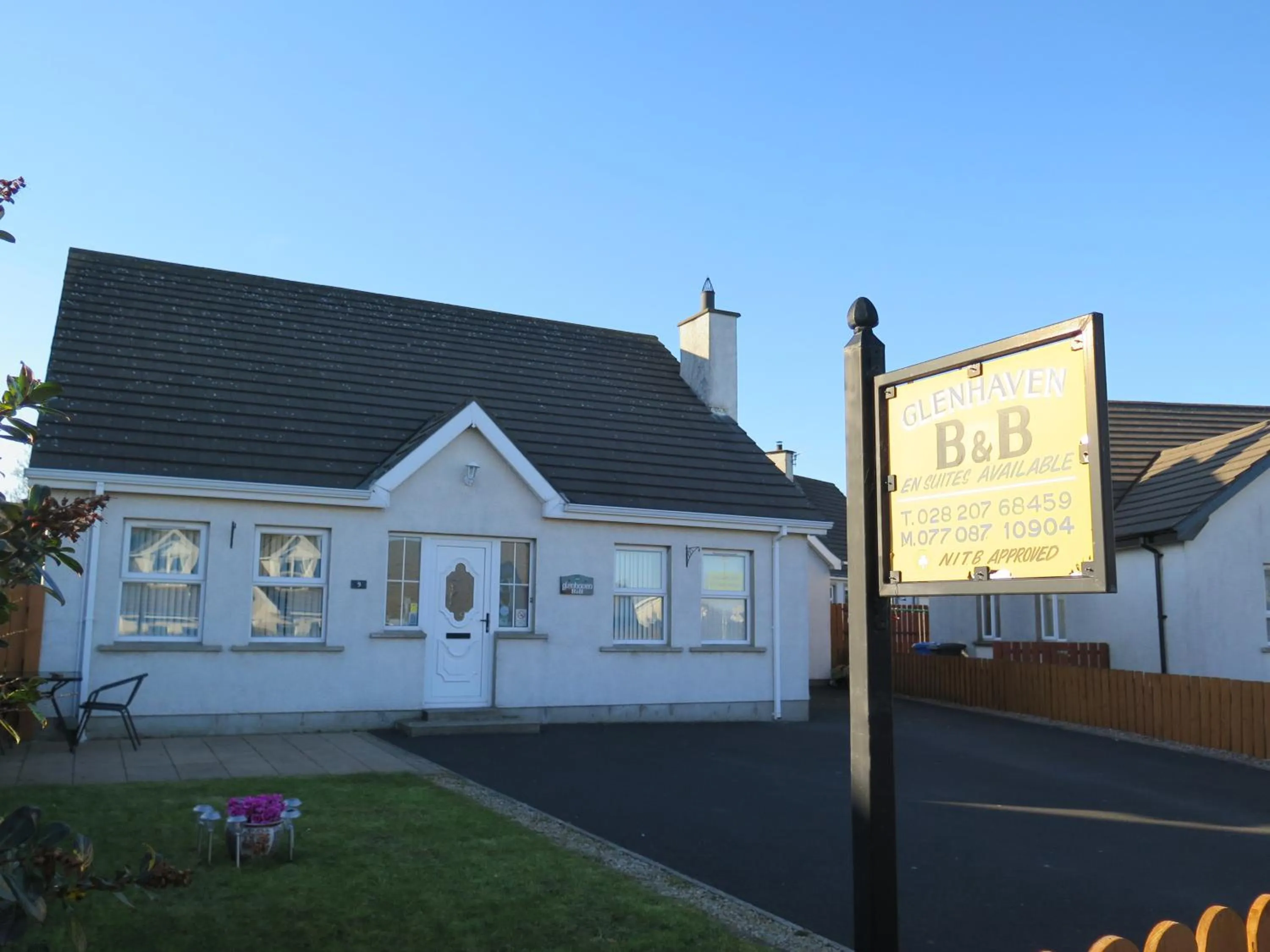 Property building in Glen Haven Bed and Breakfast