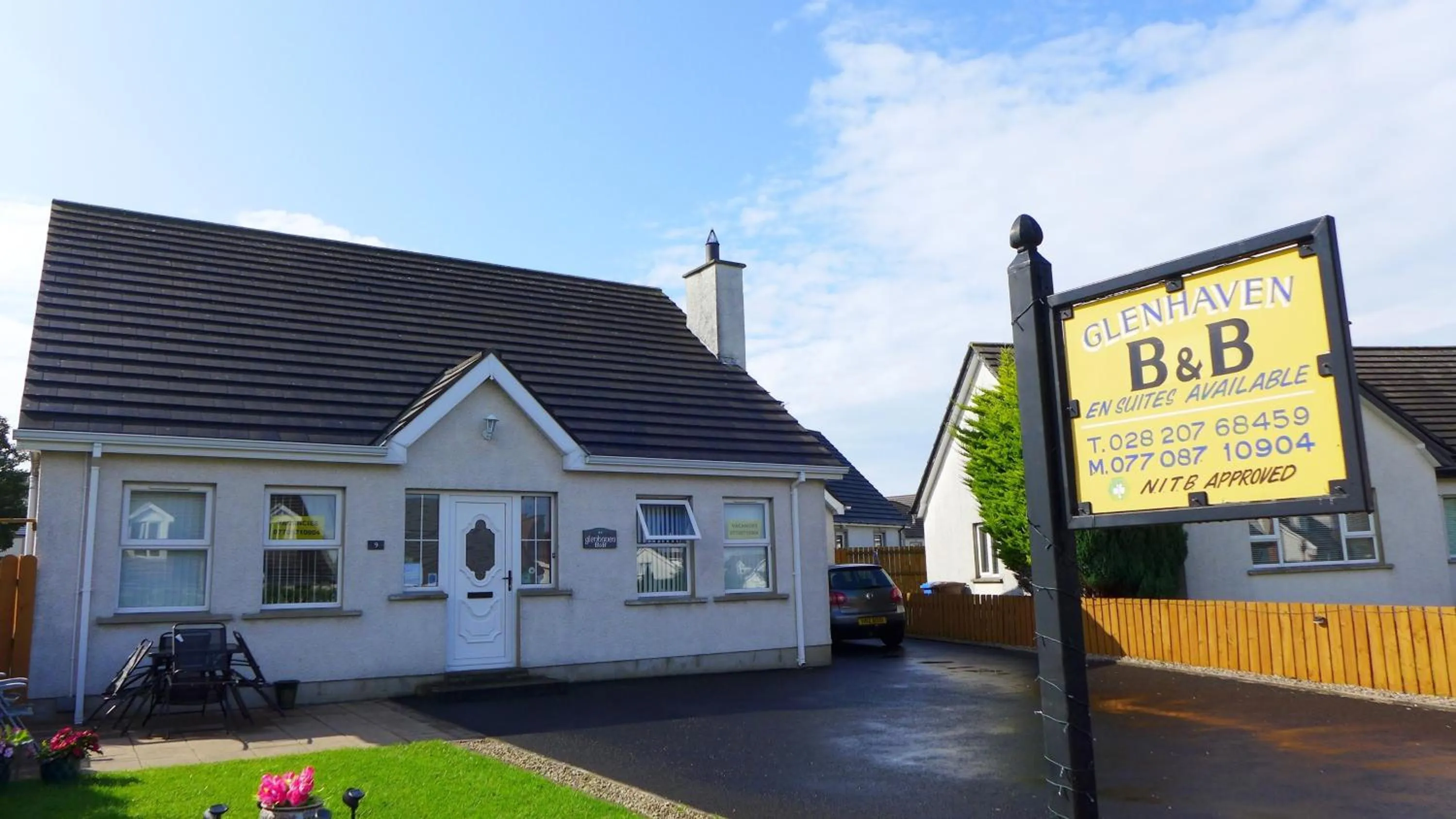 Property logo or sign in Glen Haven Bed and Breakfast