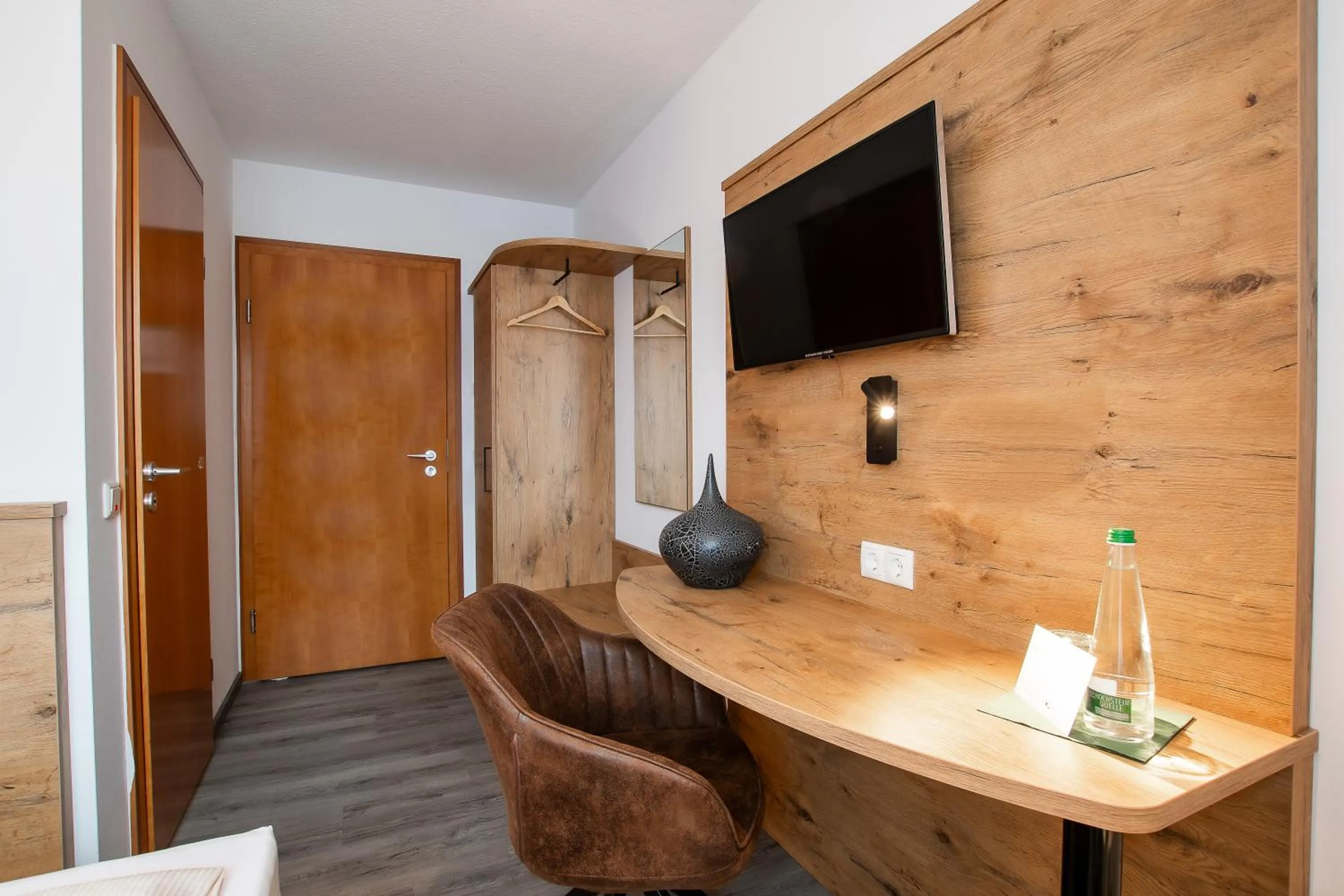 TV and multimedia in Hotel & Restaurant Bestenheider Stuben