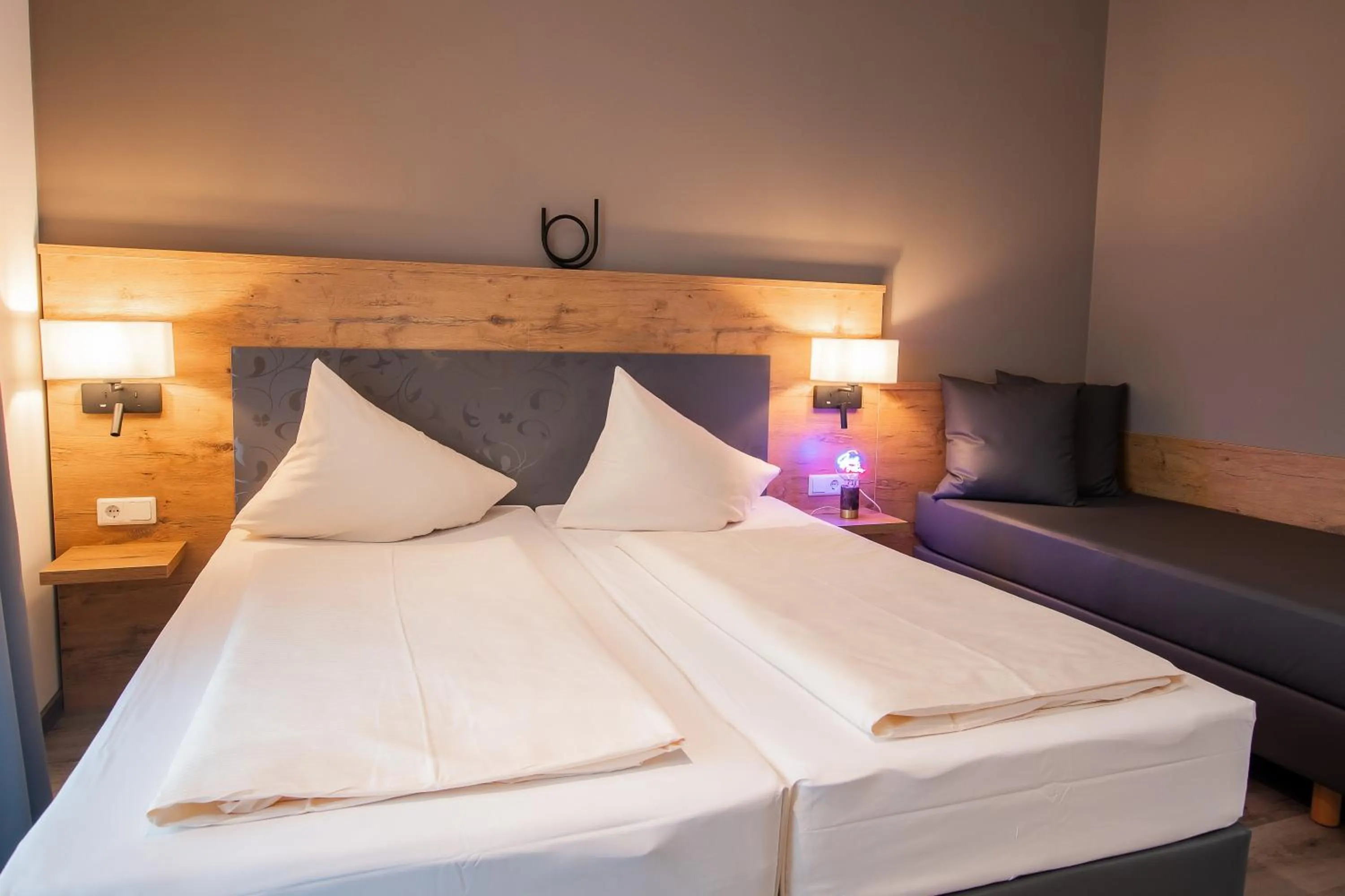 Bed in Hotel & Restaurant Bestenheider Stuben