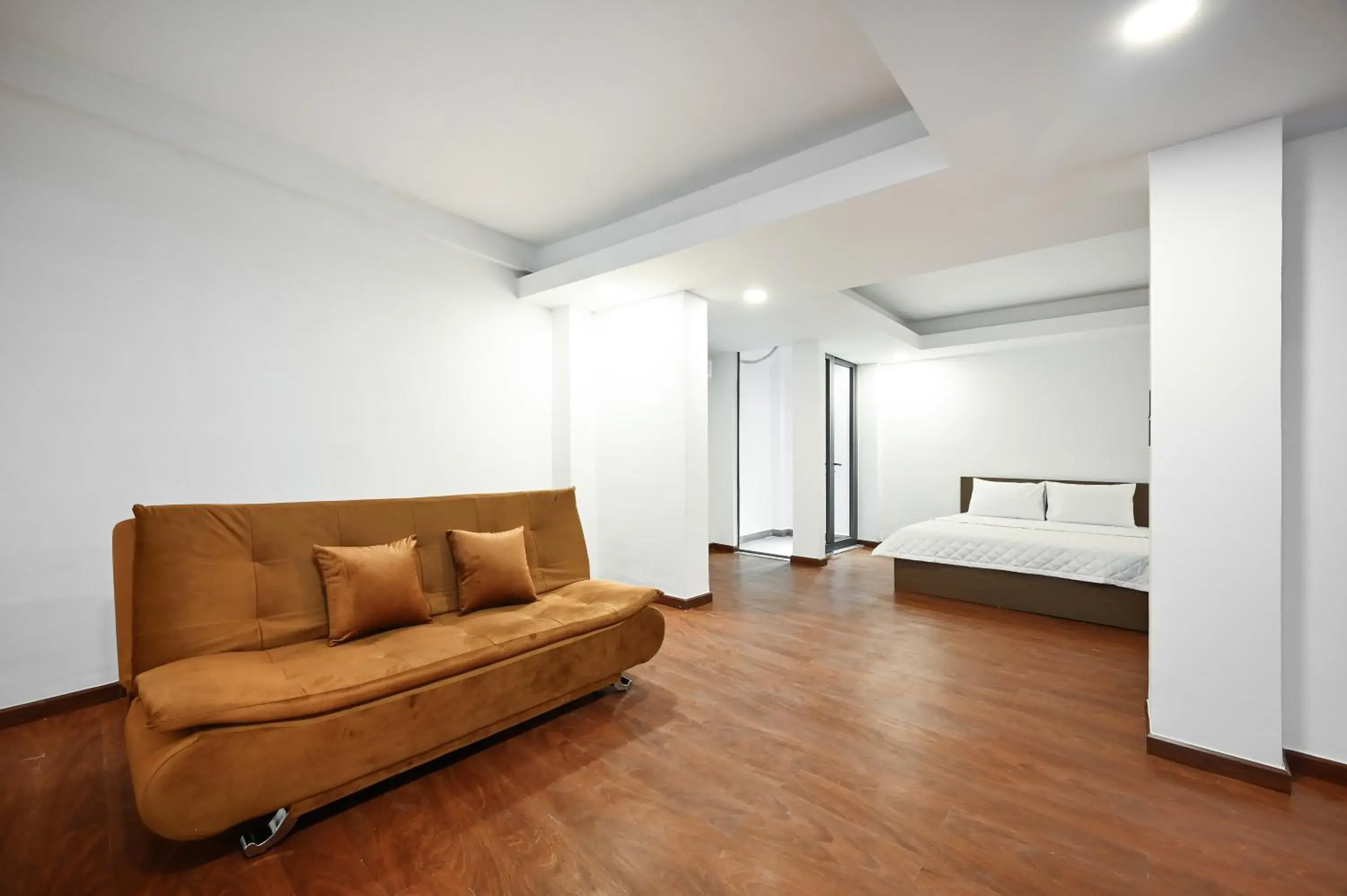 Bed in YoKo Airport Saigon Hotel Bed in YoKo Airport Saigon Hotel