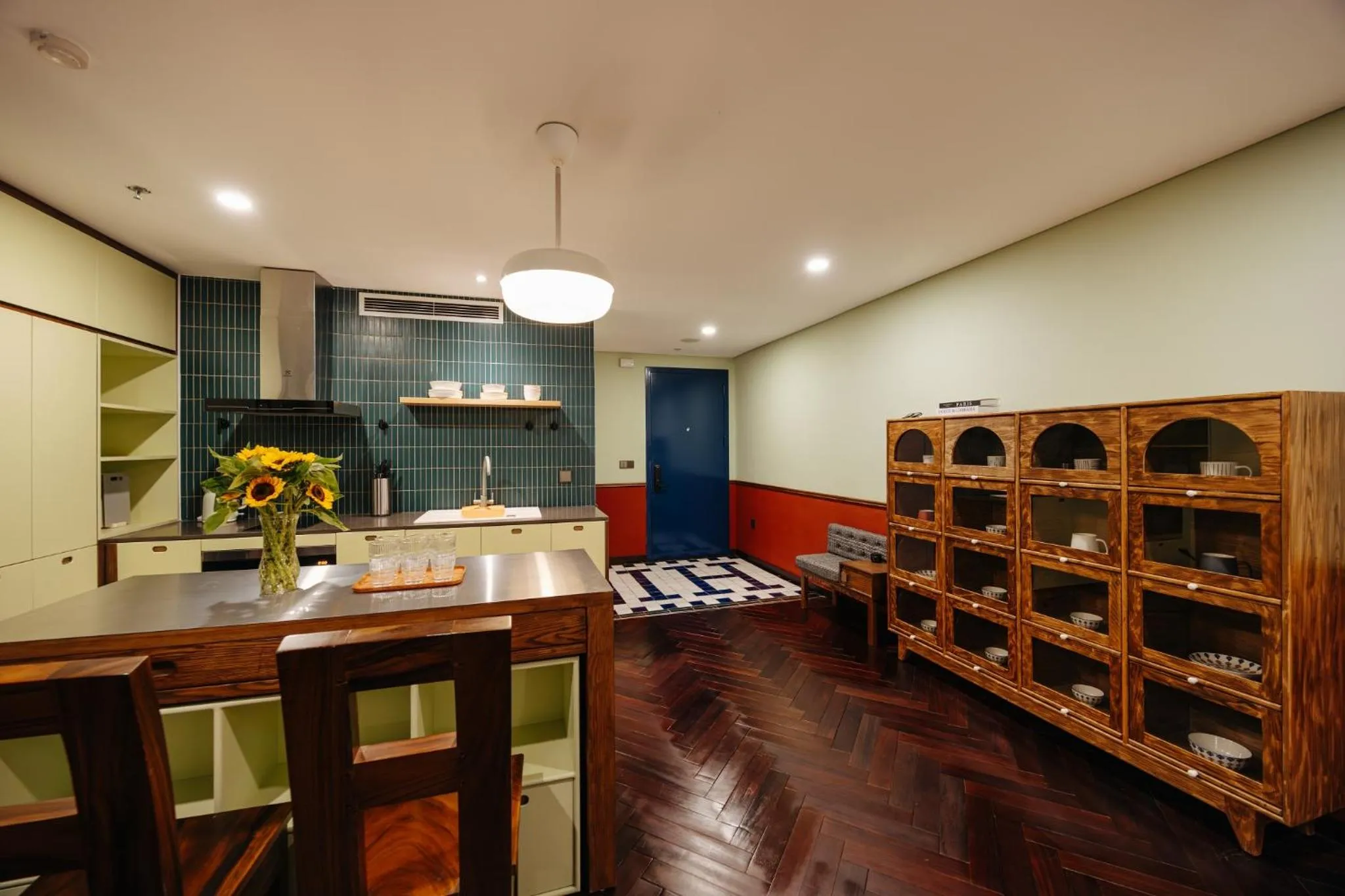 Dining area in PentStudio Duplex Apartment