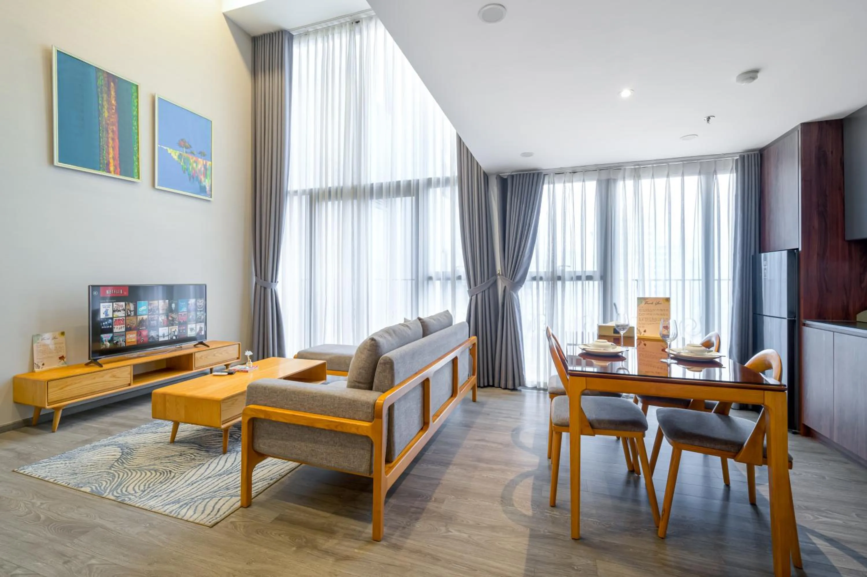 TV and multimedia in PentStudio Duplex Apartment