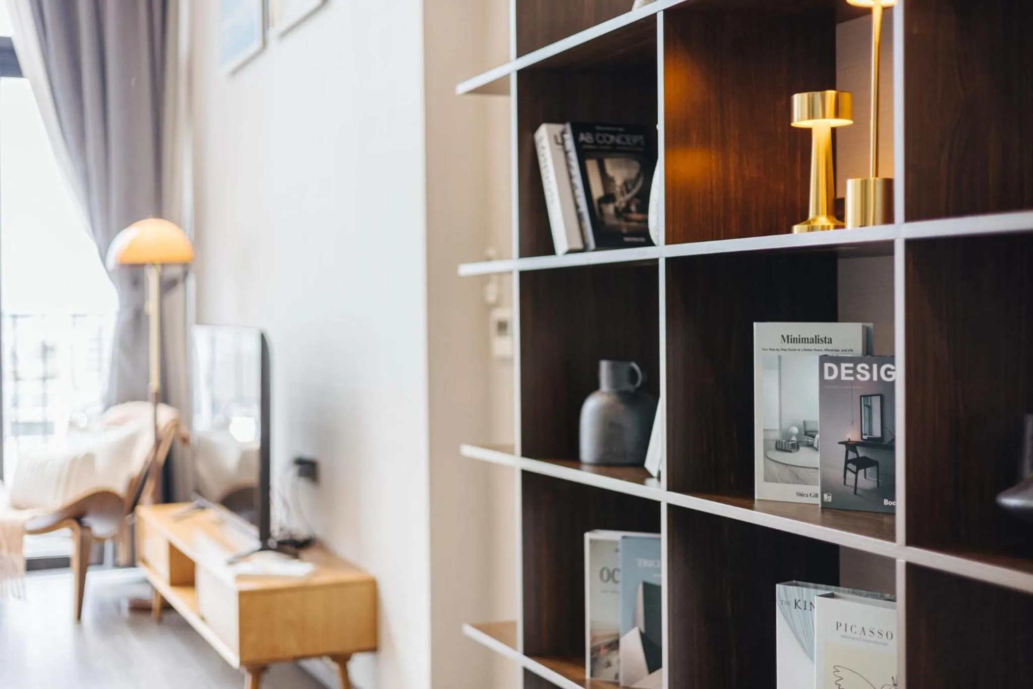 Library in PentStudio Duplex Apartment