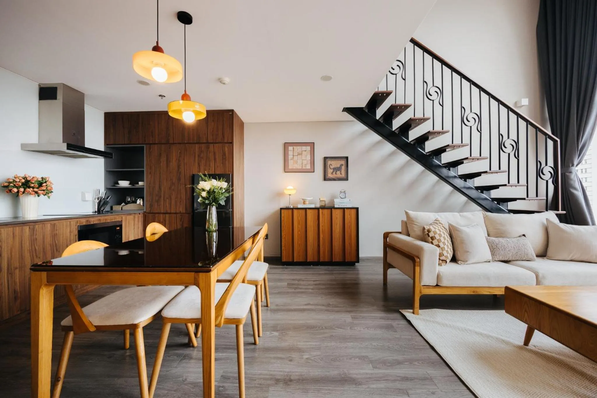 Kitchen or kitchenette in PentStudio Duplex Apartment