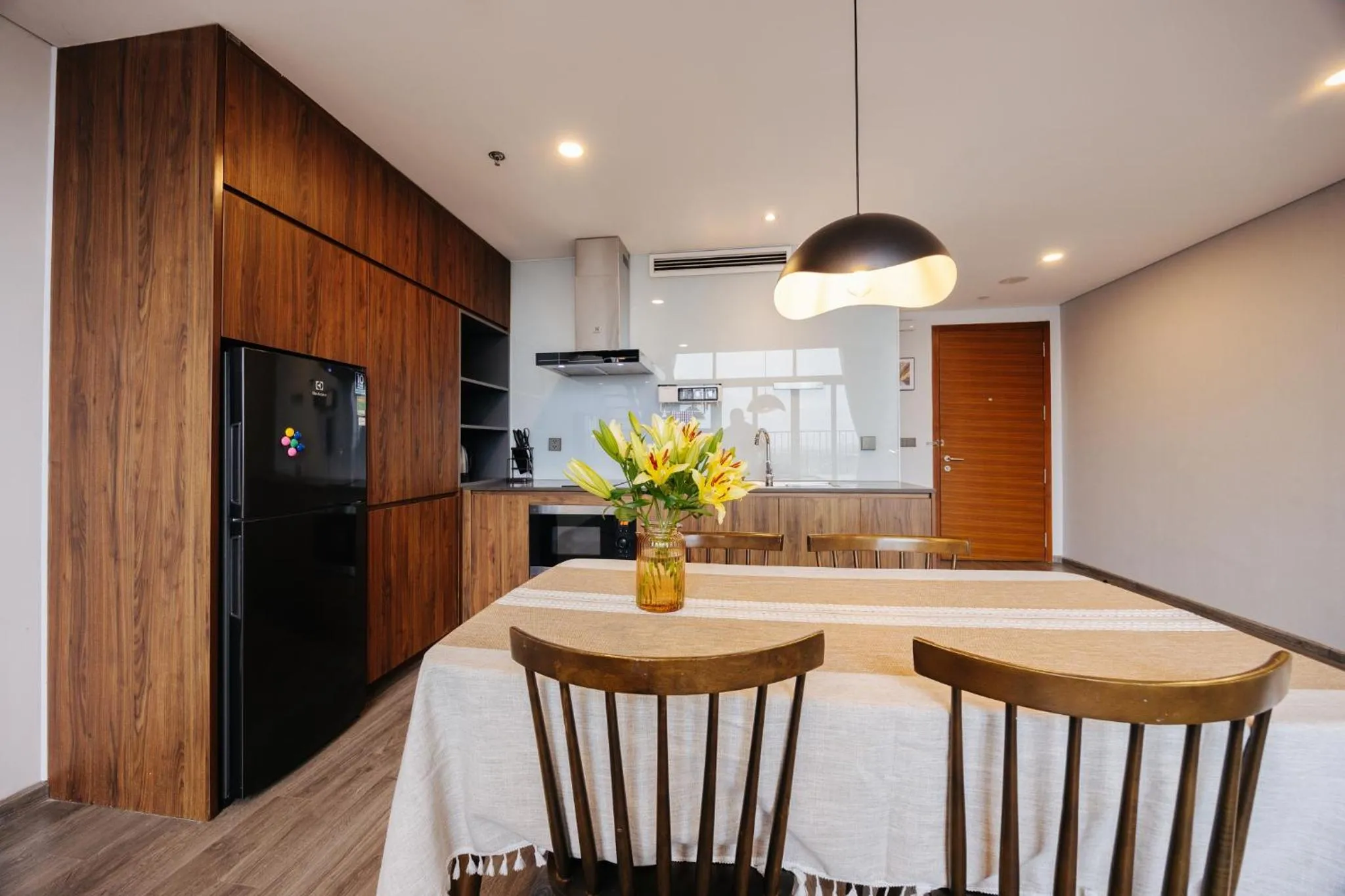Kitchen or kitchenette in PentStudio Duplex Apartment