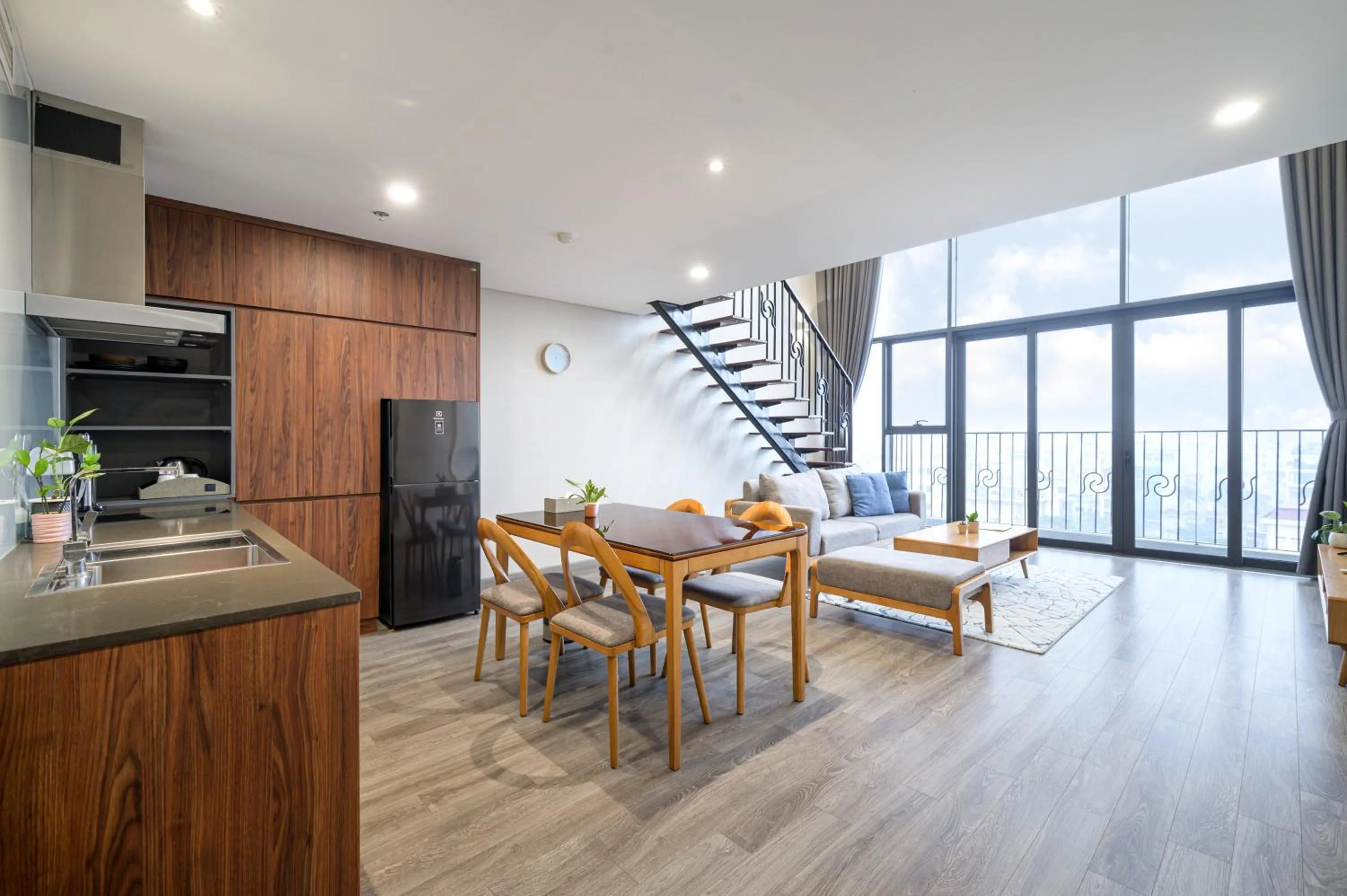 Dining area in PentStudio Duplex Apartment