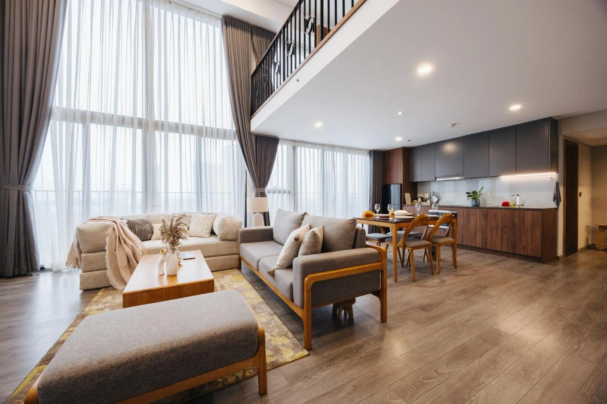 Kitchen or kitchenette in PentStudio Duplex Apartment