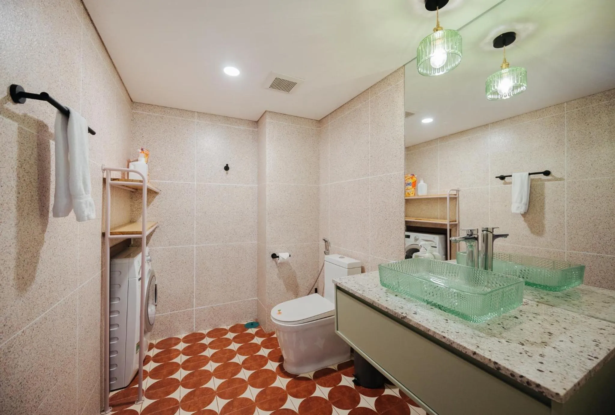 Shower in PentStudio Duplex Apartment