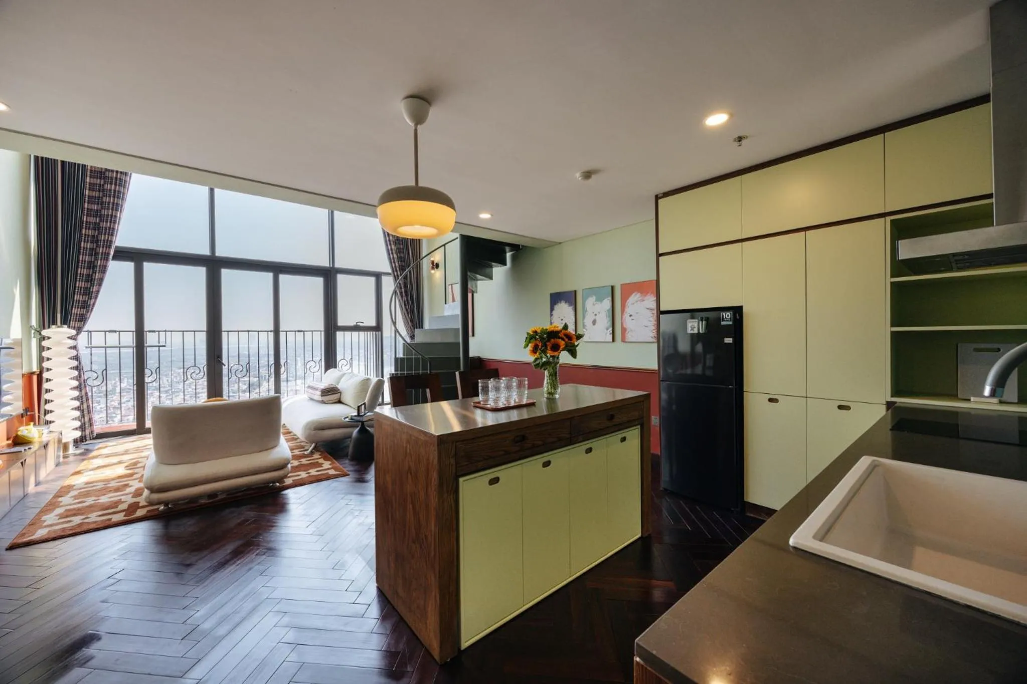Kitchen or kitchenette in PentStudio Duplex Apartment