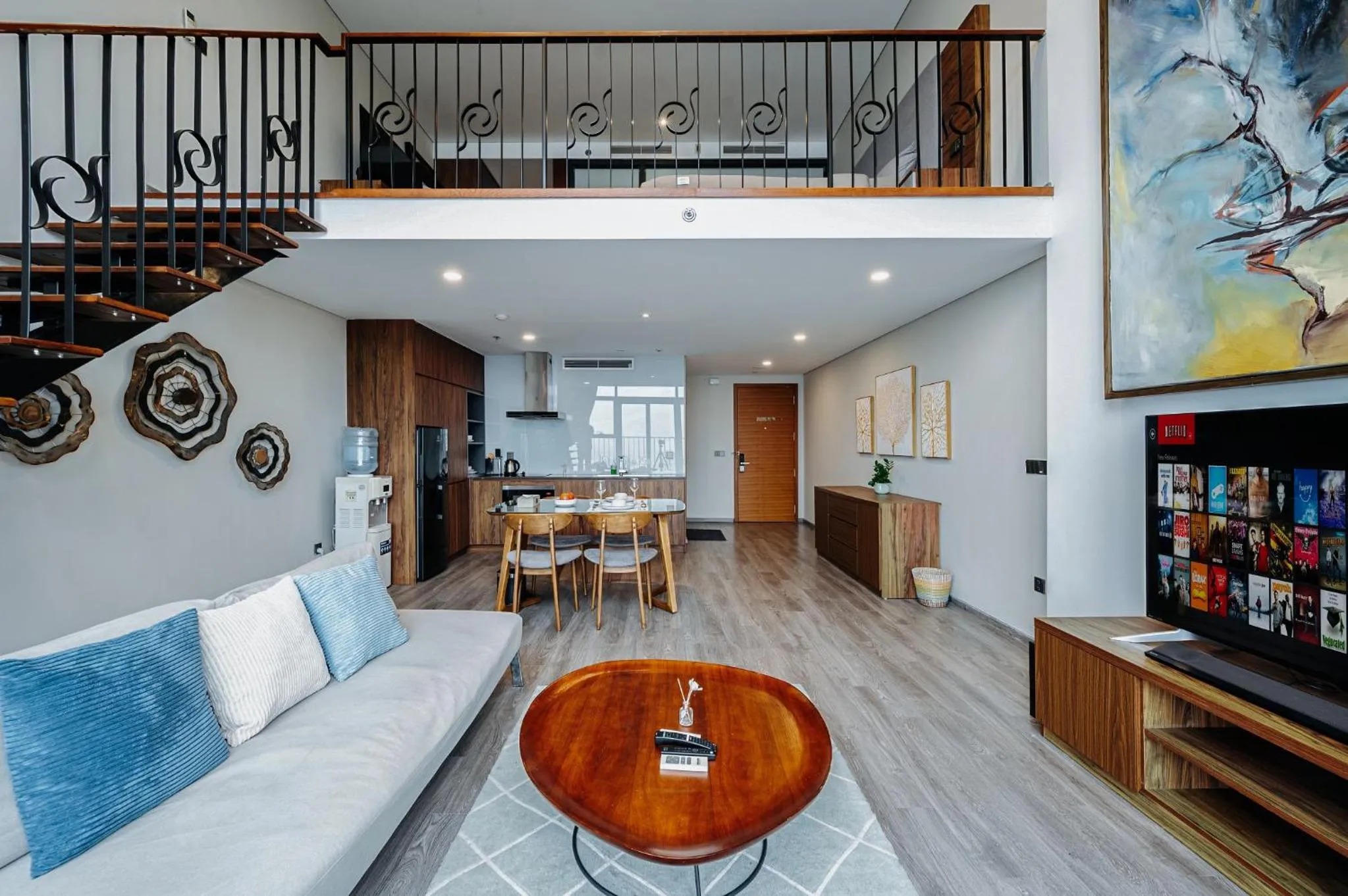 Kitchen or kitchenette in PentStudio Duplex Apartment