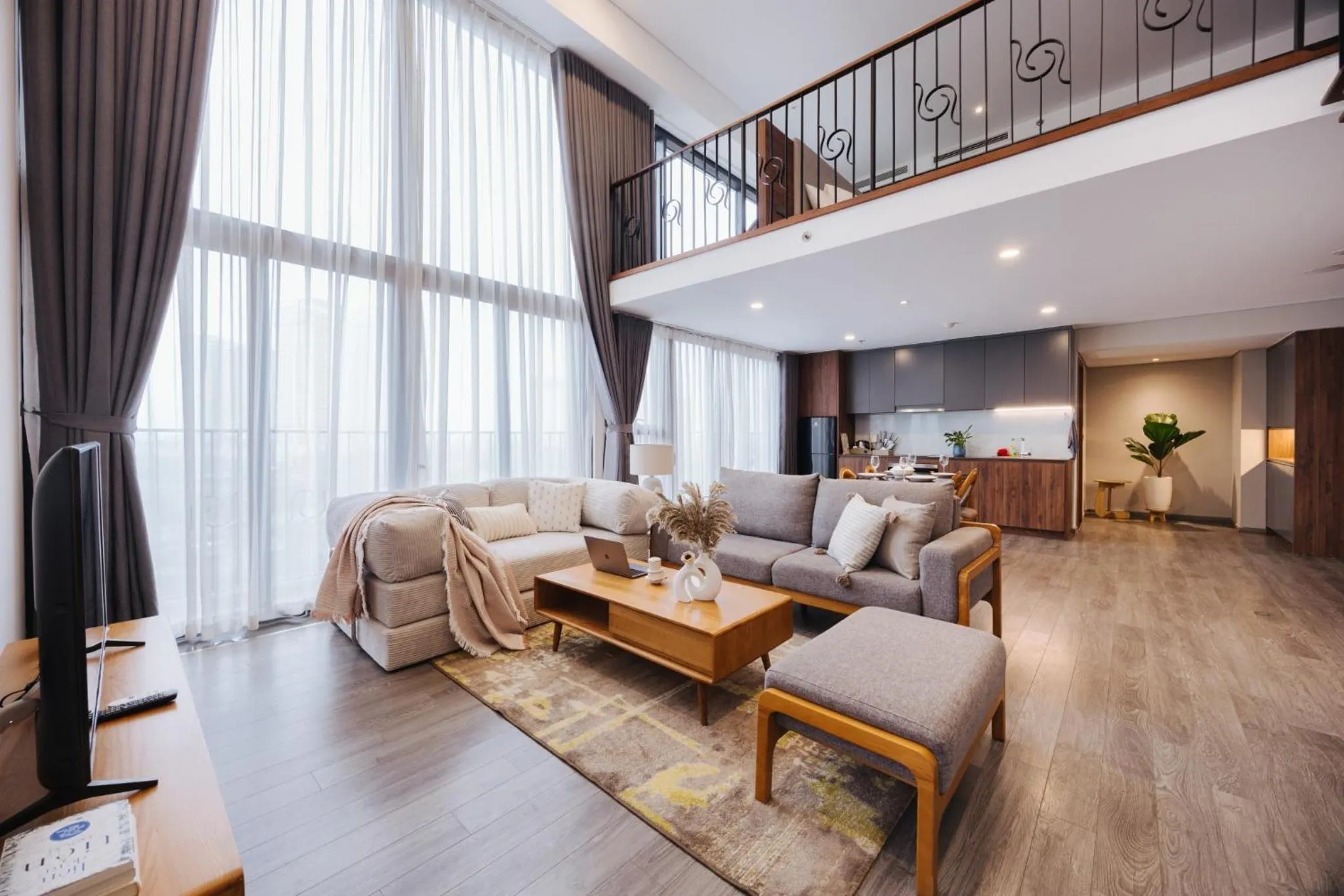 TV and multimedia in PentStudio Duplex Apartment