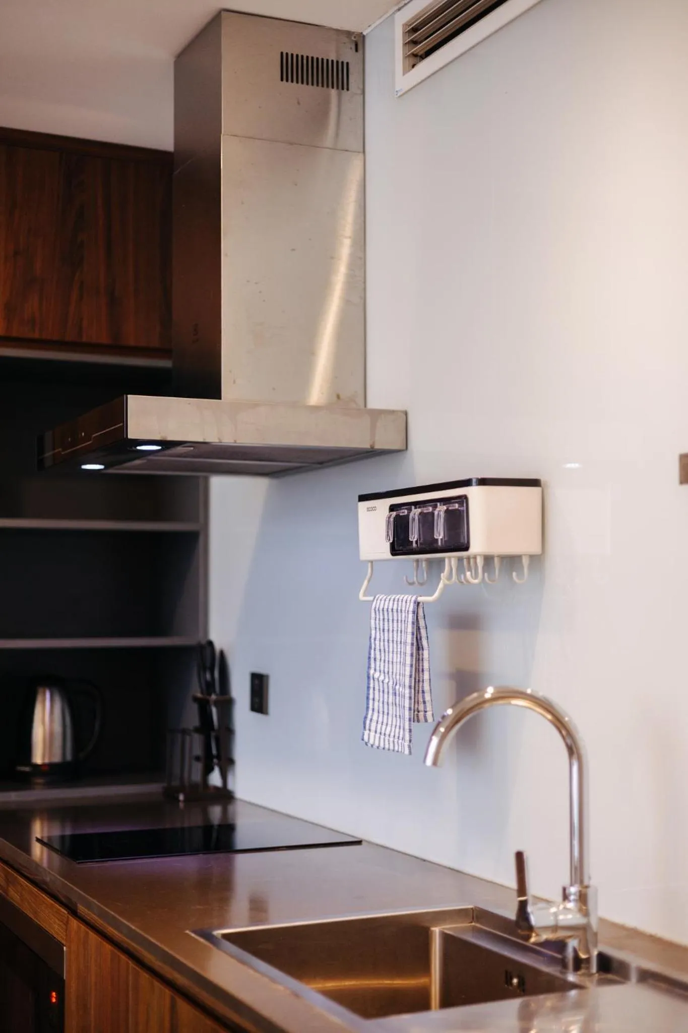 Kitchen or kitchenette in PentStudio Duplex Apartment