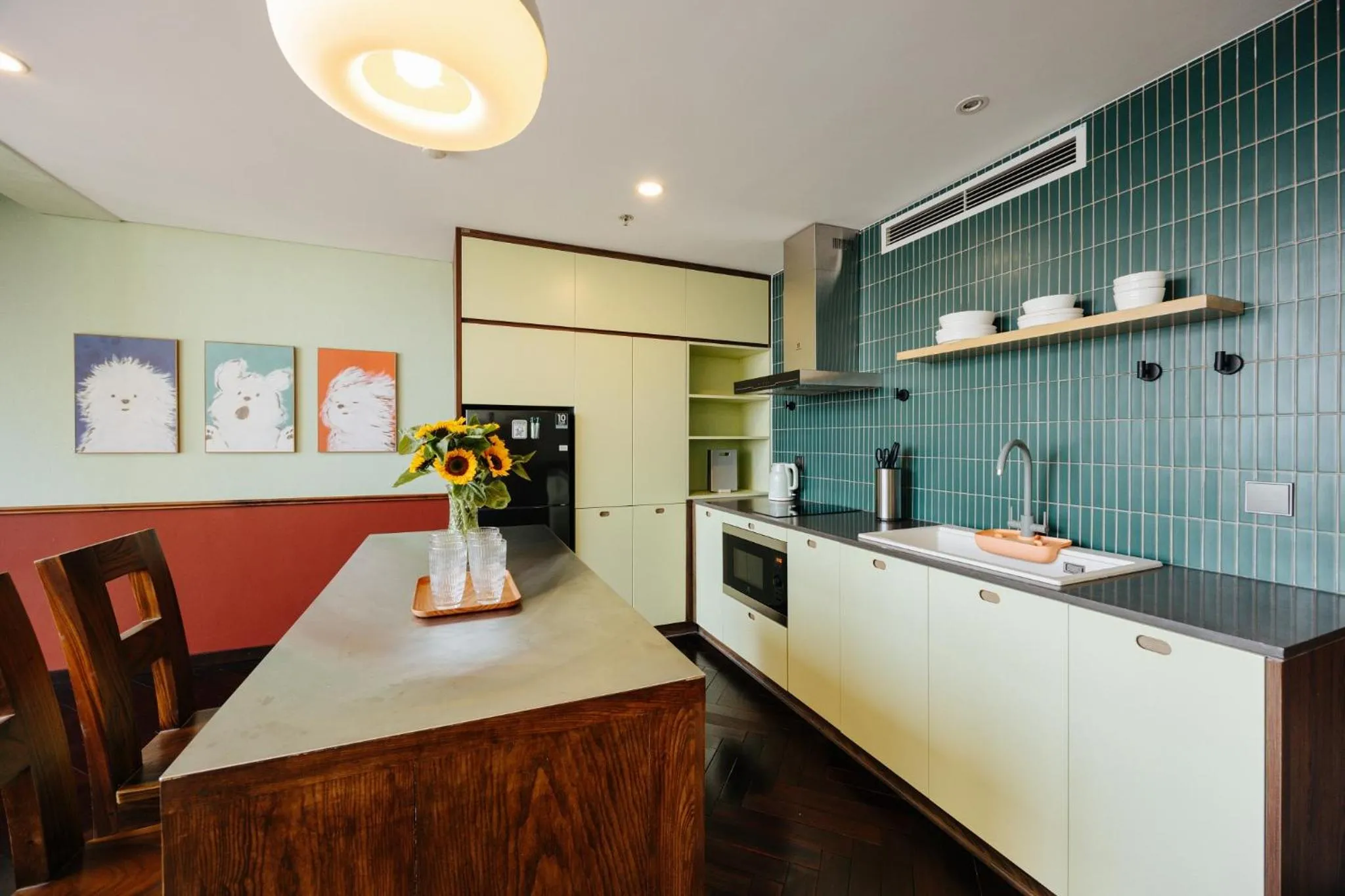 Kitchen or kitchenette in PentStudio Duplex Apartment