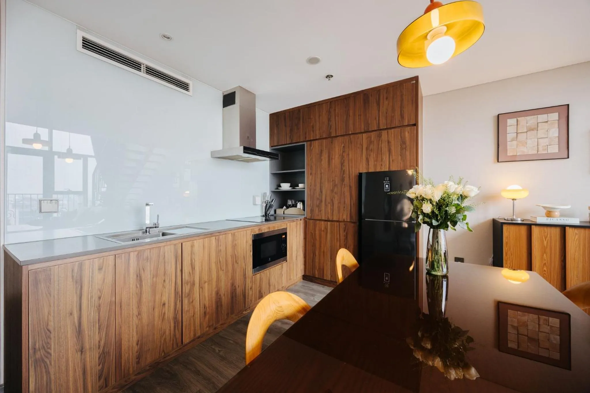 Kitchen or kitchenette in PentStudio Duplex Apartment