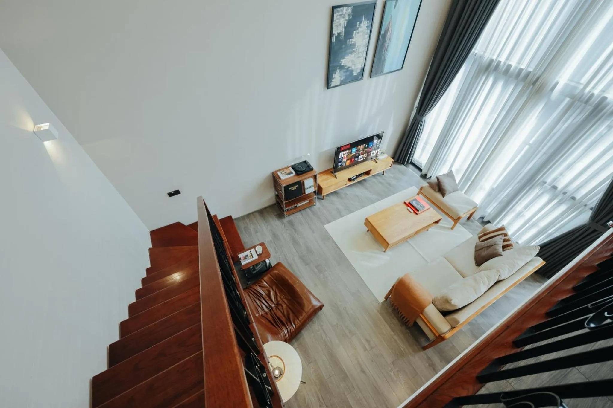 Photo of the whole room, Bed in PentStudio Duplex Apartment