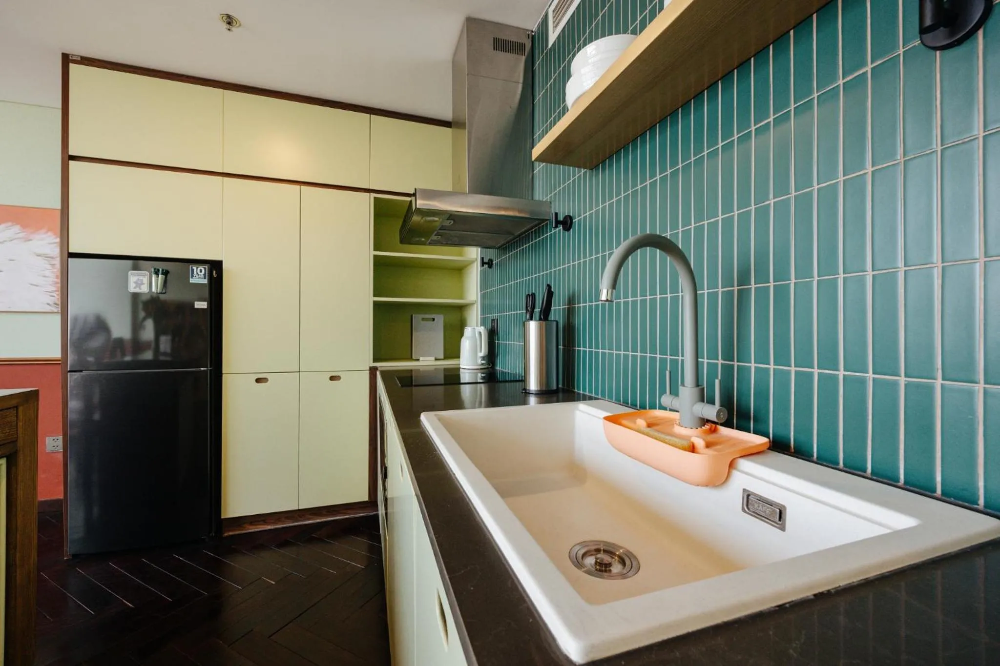 Kitchen or kitchenette in PentStudio Duplex Apartment