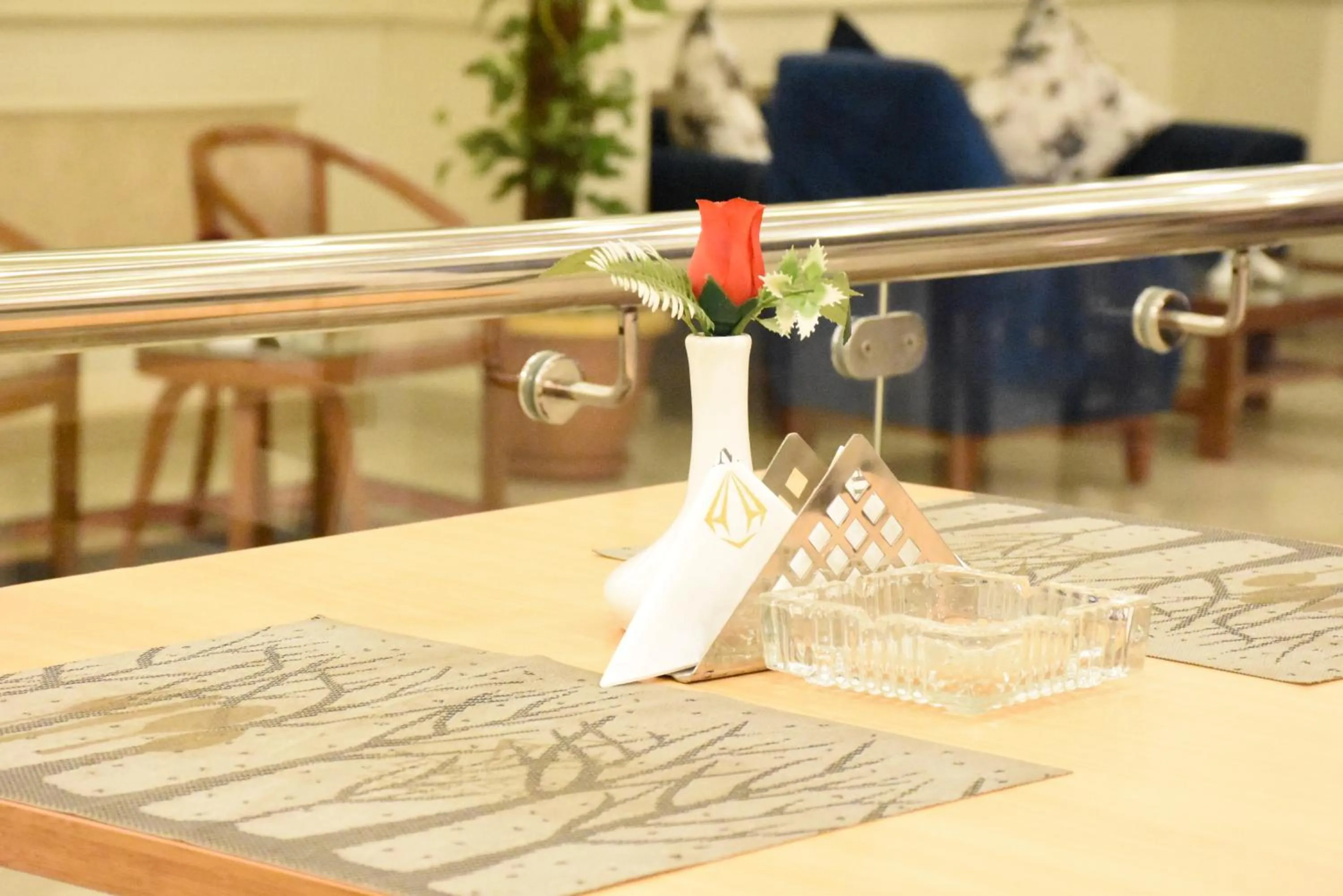 Restaurant/places to eat in Jewel Zamalek Hotel