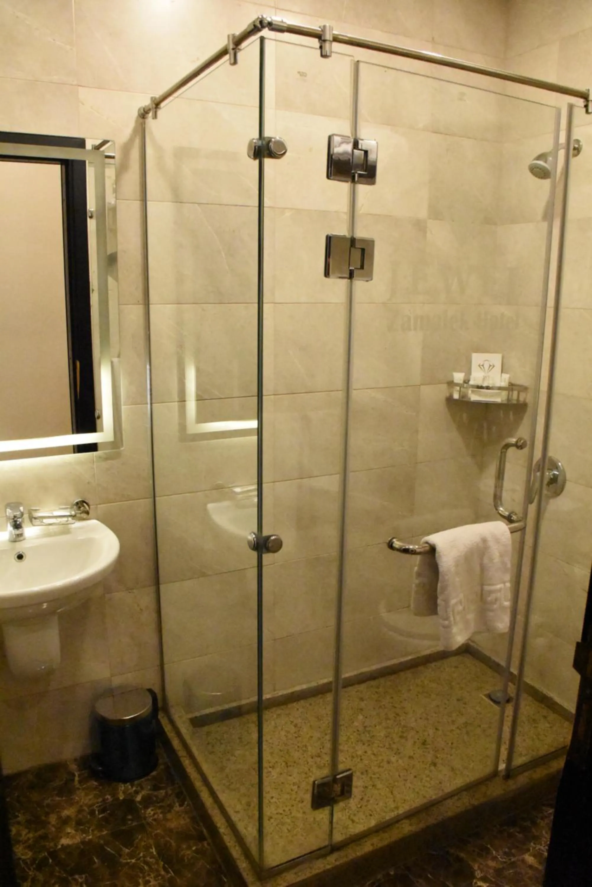 Shower in Jewel Zamalek Hotel
