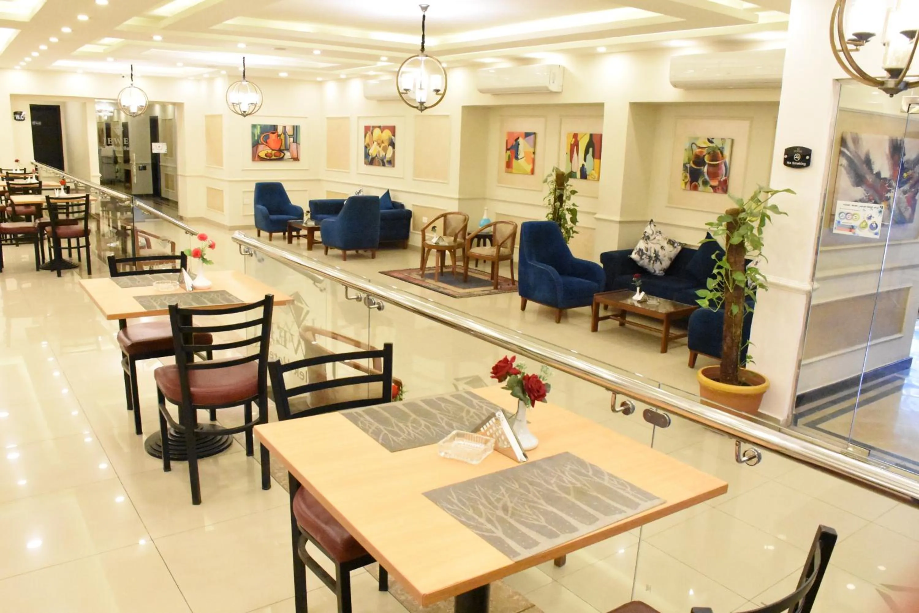 Restaurant/places to eat in Jewel Zamalek Hotel