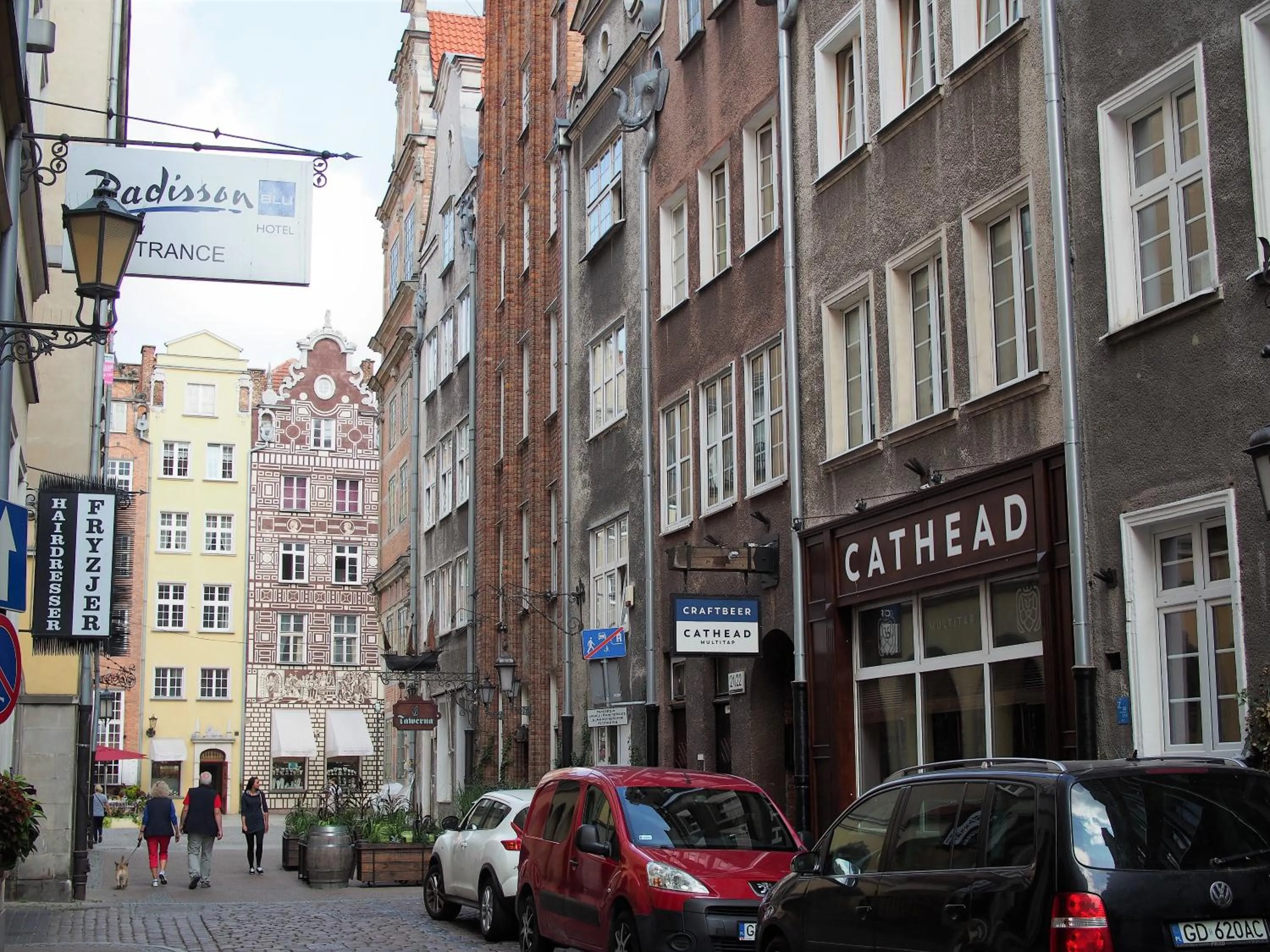 Restaurant/places to eat in River Side Apartment Old Town
