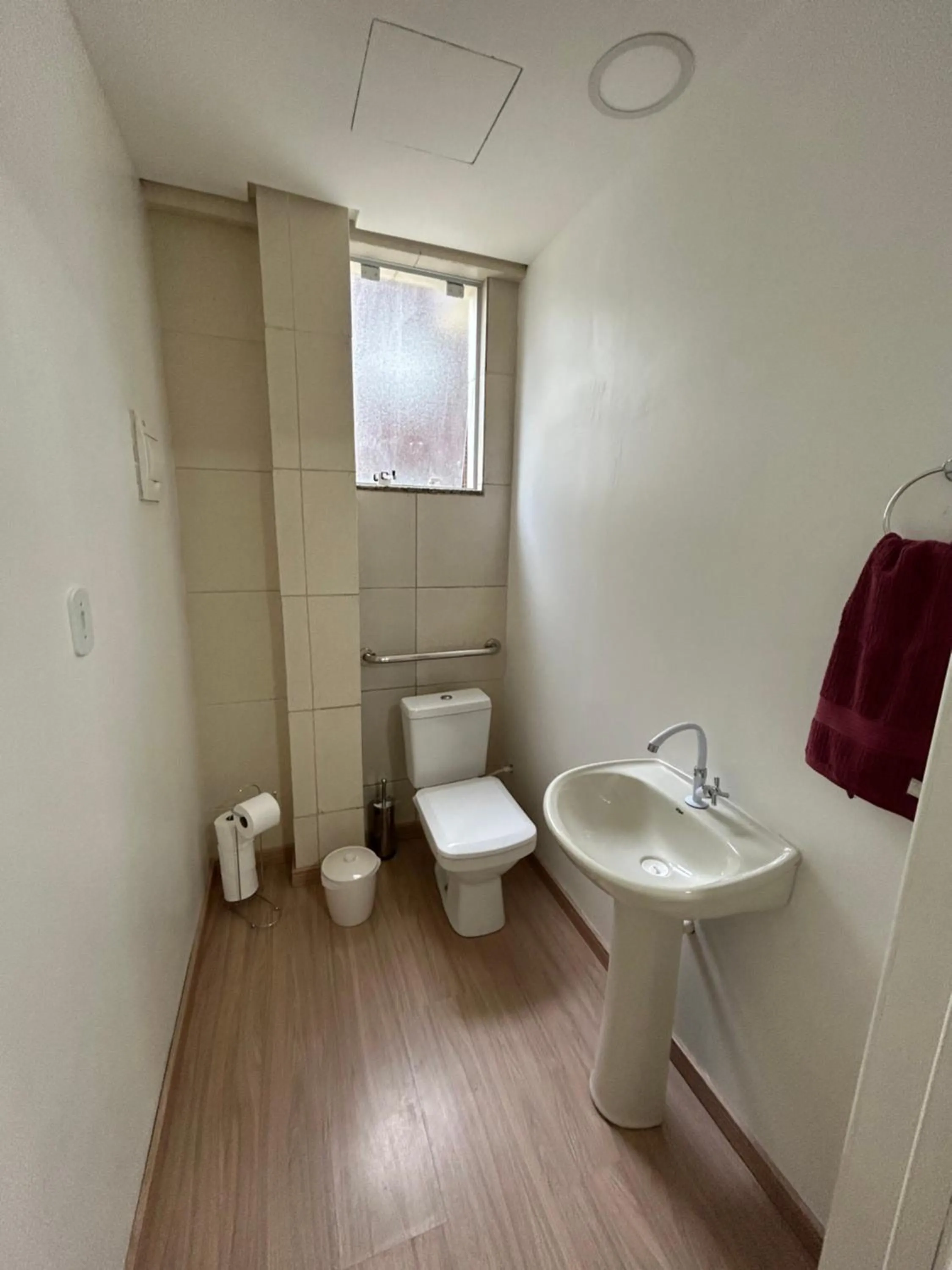 Toilet in Kitnet 5