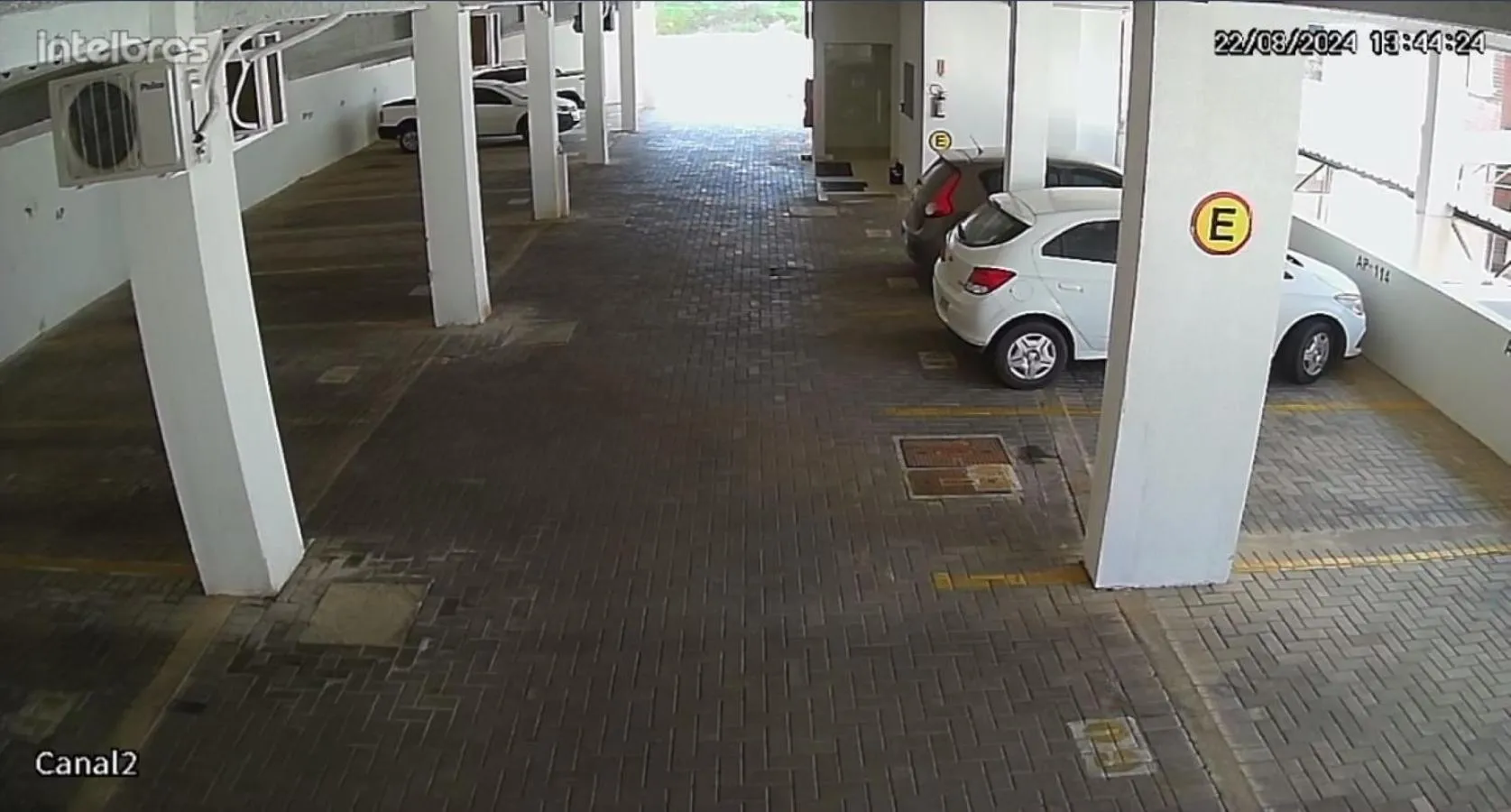 Parking in Kitnet 5