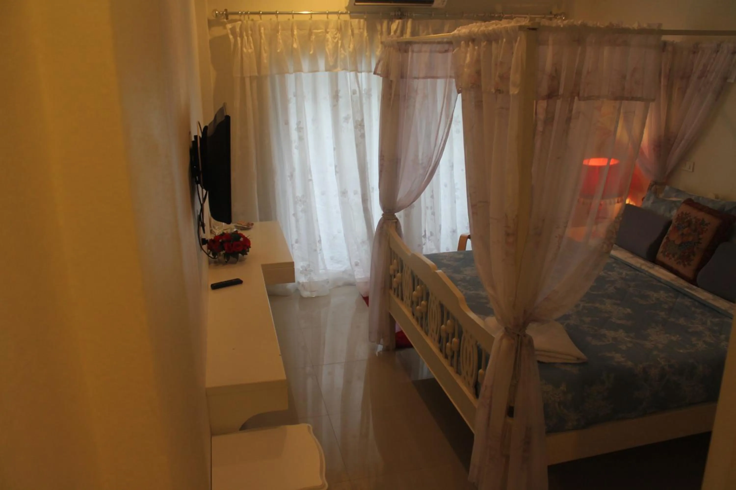 Bedroom, Bed in Huen Chan Thip